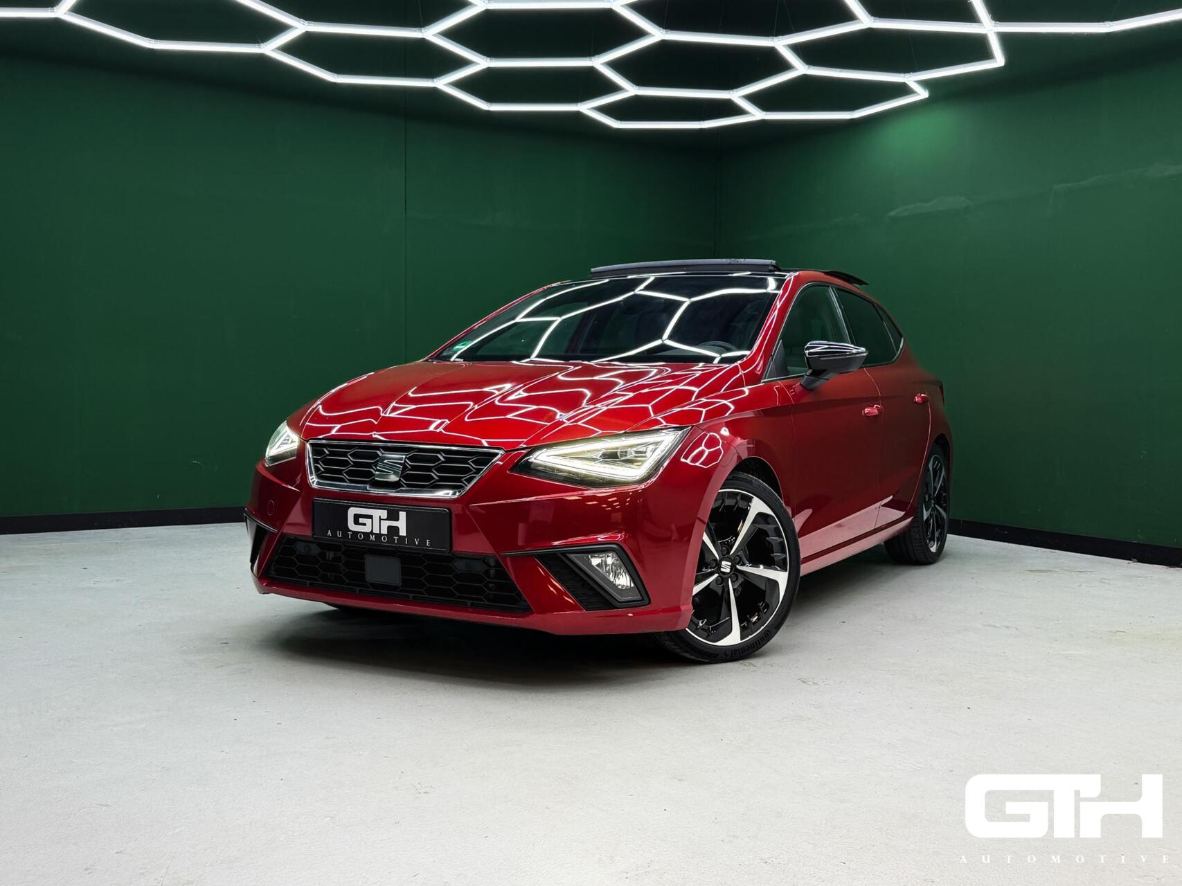 Seat Ibiza 1.5 TSI FR Carplay | Camera | Keyless | Pano 2024 - voorkant
