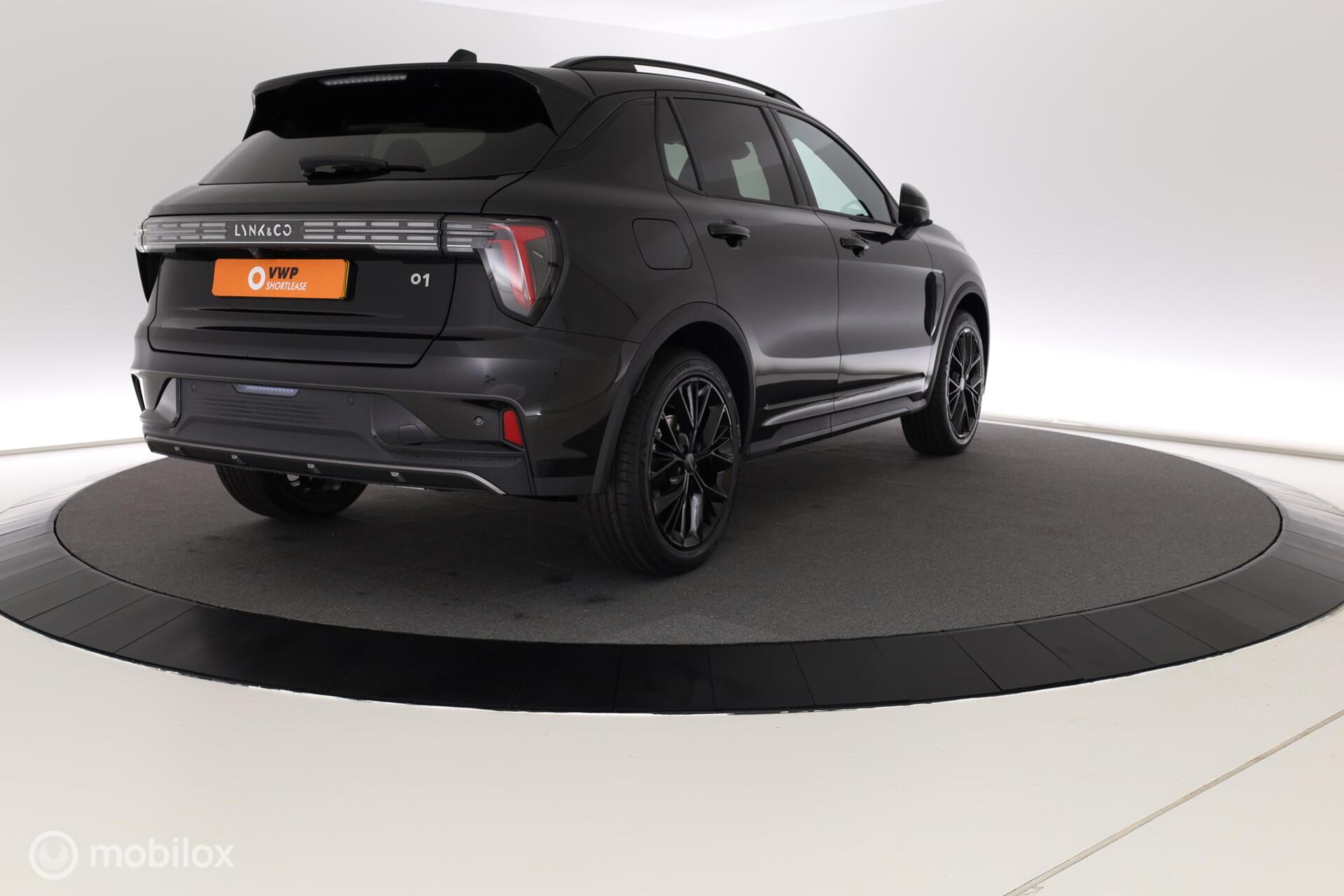 Foto van Lynk&co LYNK & Co 01