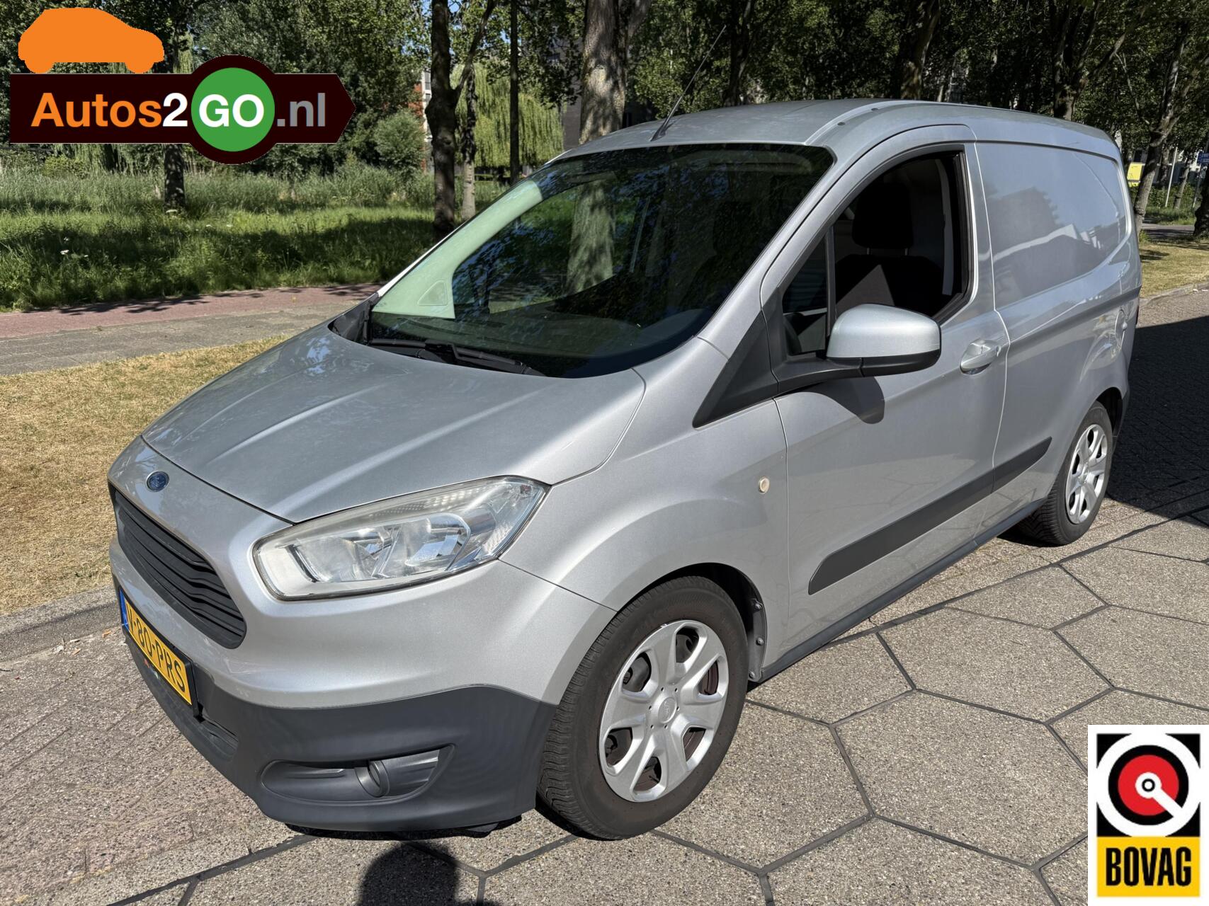 Ford Transit Courier 1.0 Ambiente 2015 - voorkant