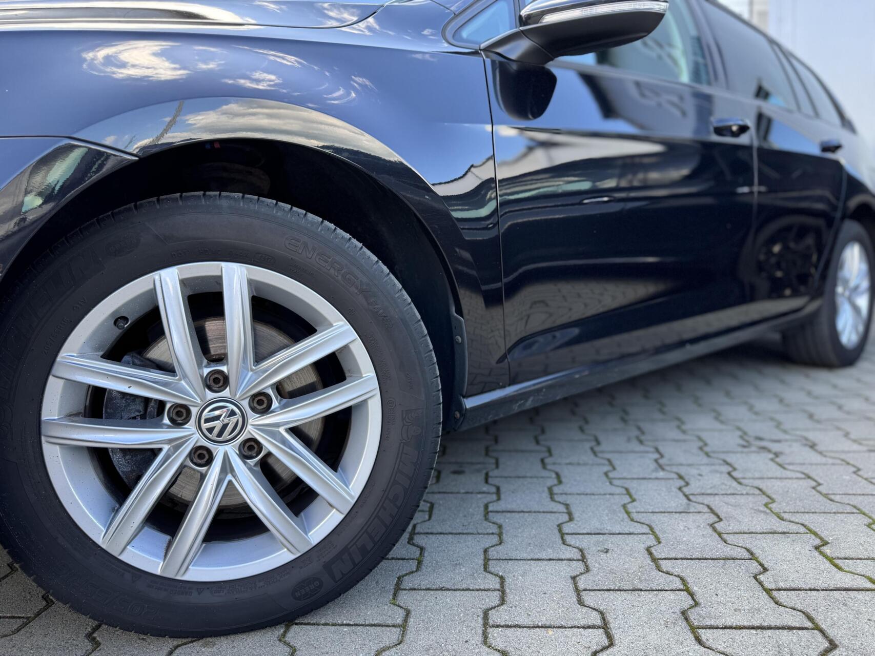 Foto van Volkswagen Golf Variant