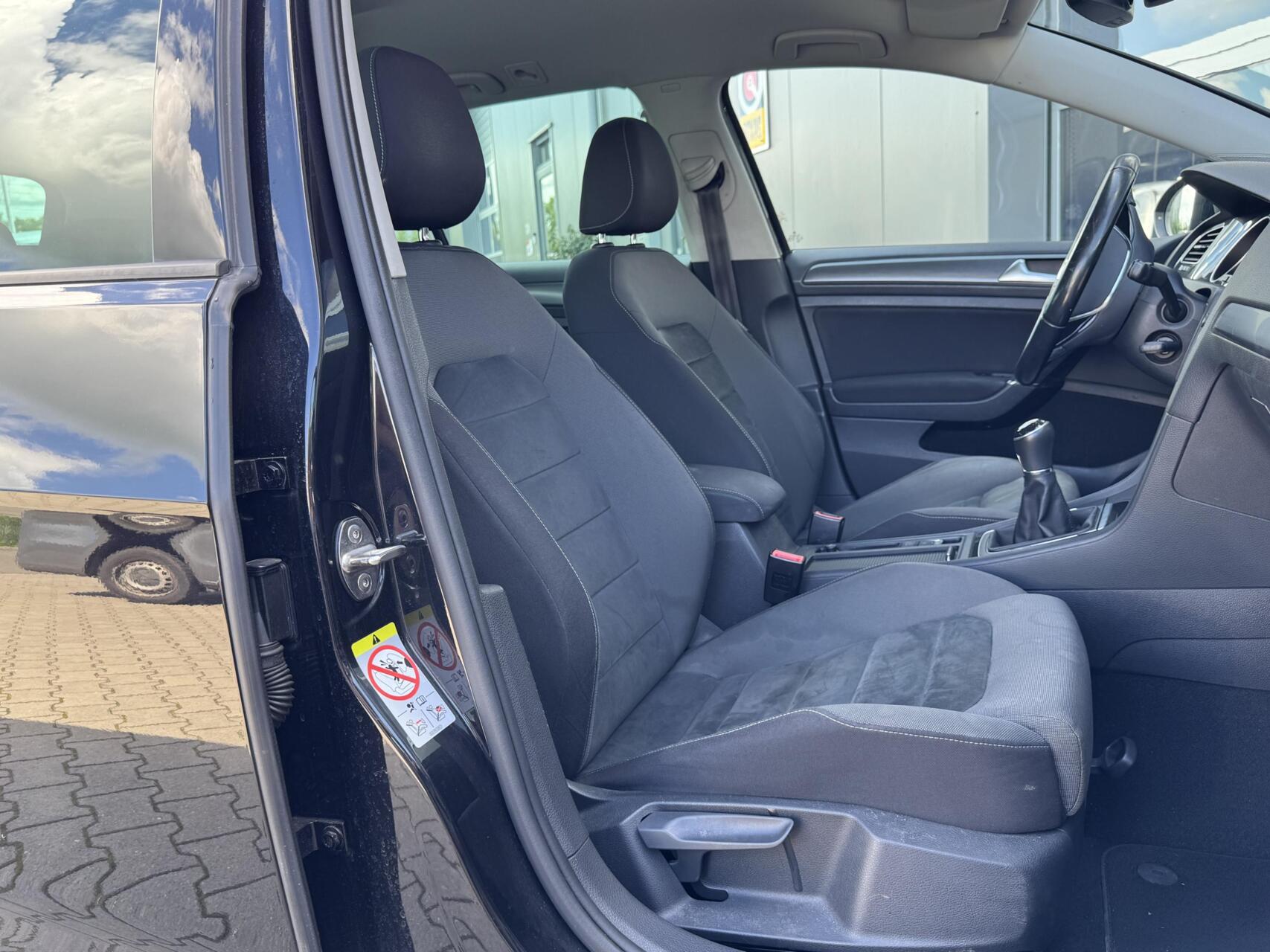 Foto van Volkswagen Golf Variant