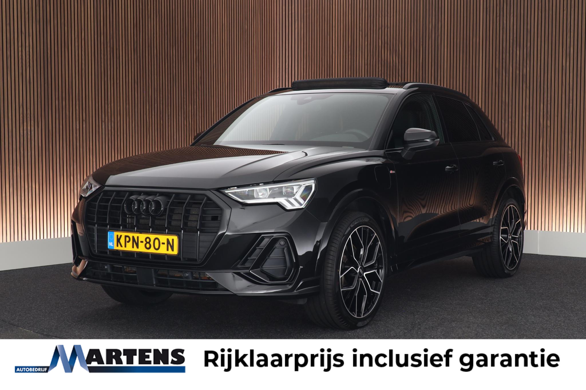 Audi Q3 E-tron 45 TFSI e 245pk S edition 2022 - voorkant