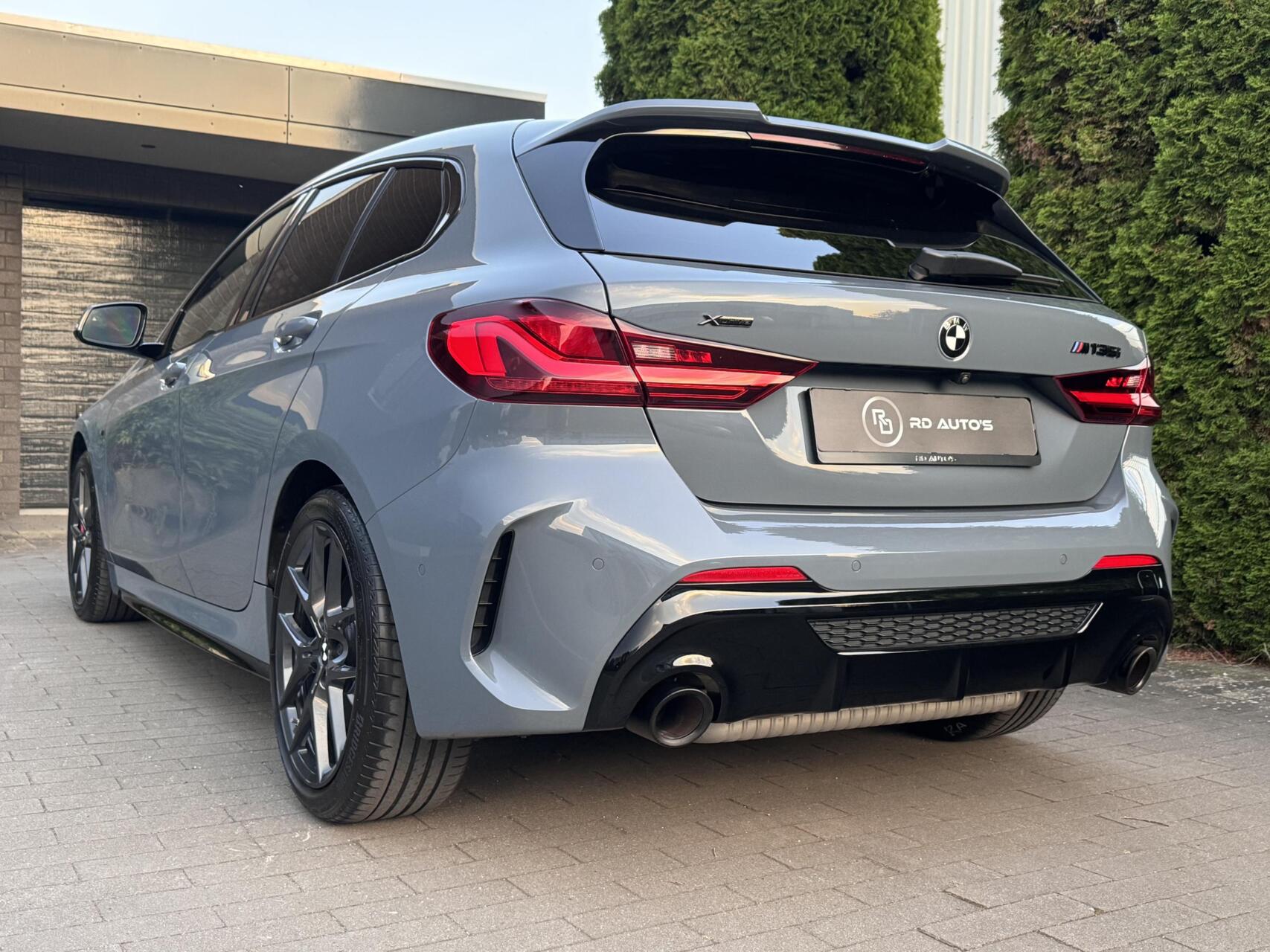 Foto van BMW M135i xDrive