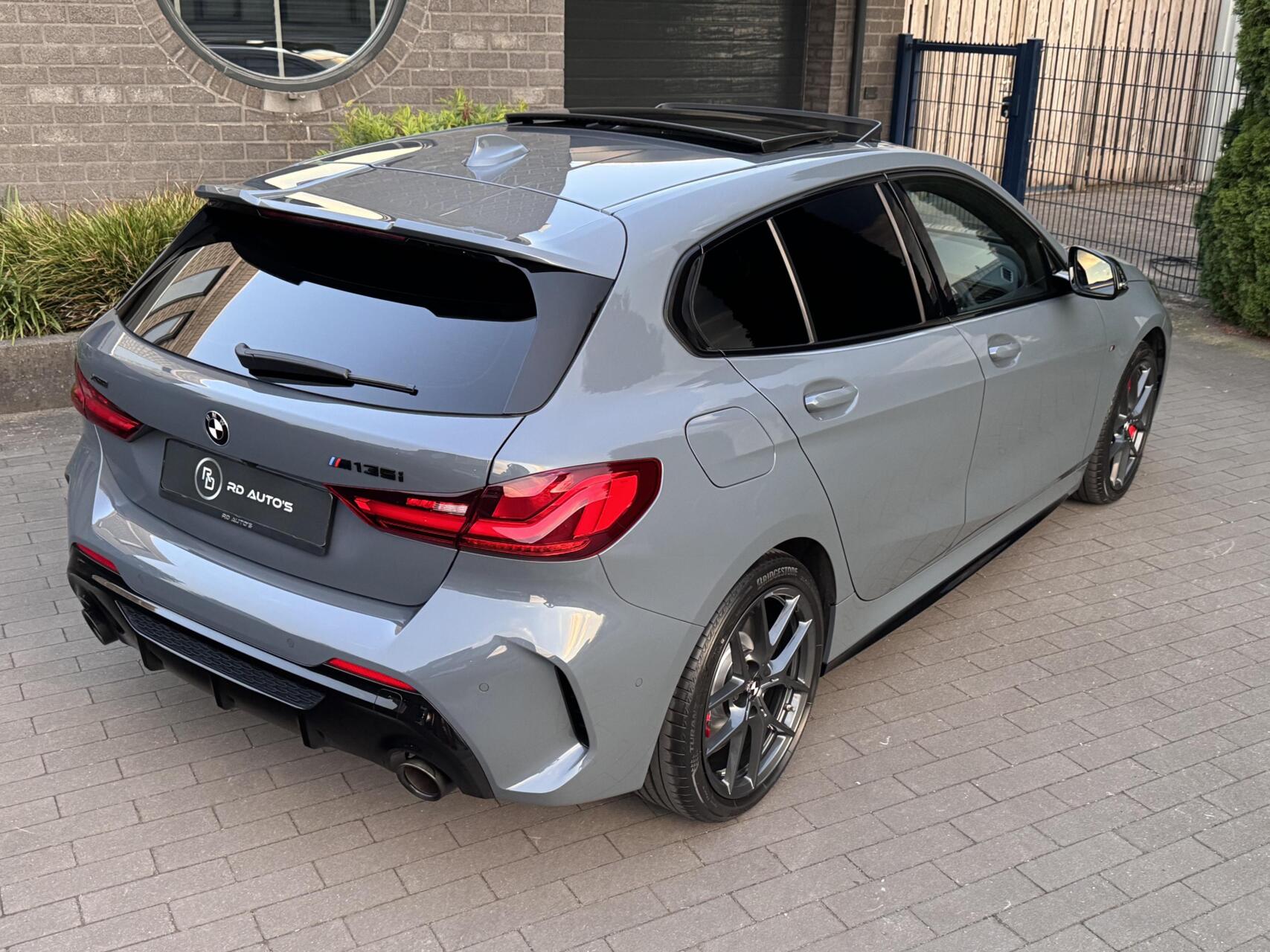 Foto van BMW M135i xDrive