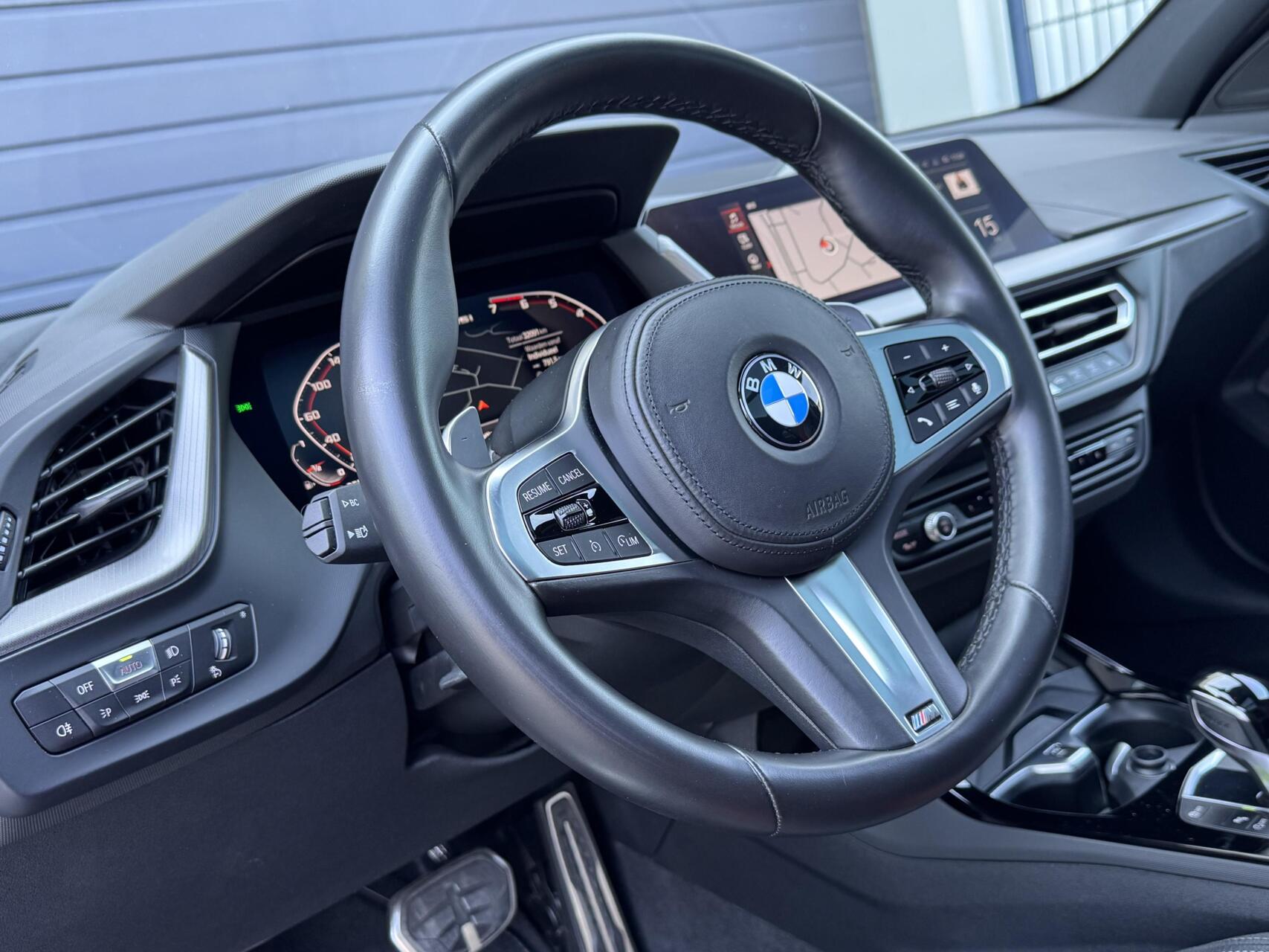 Foto van BMW M135i xDrive