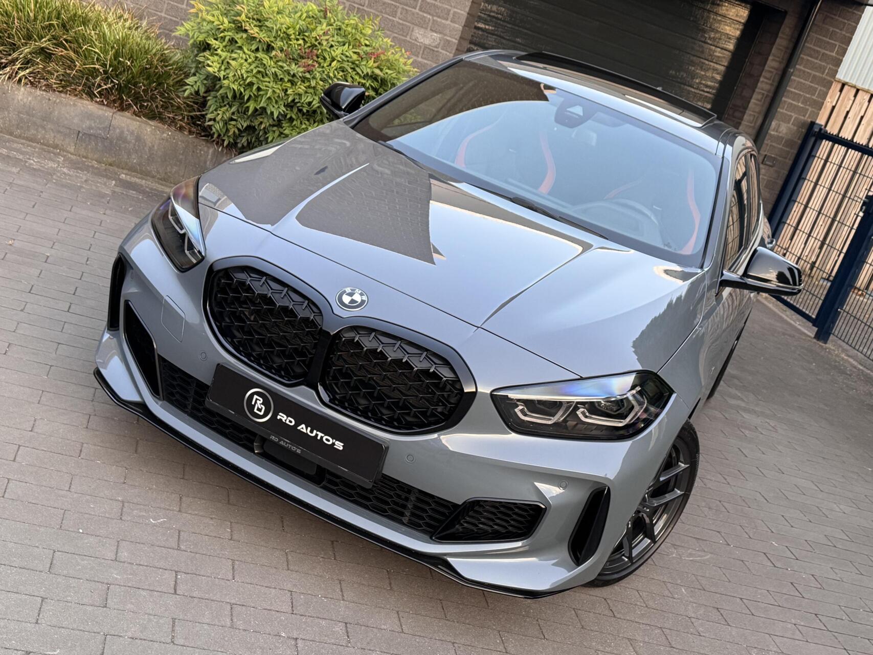 Foto van BMW M135i xDrive
