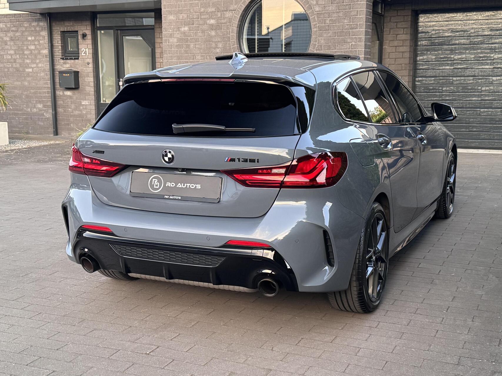 Foto van BMW M135i xDrive