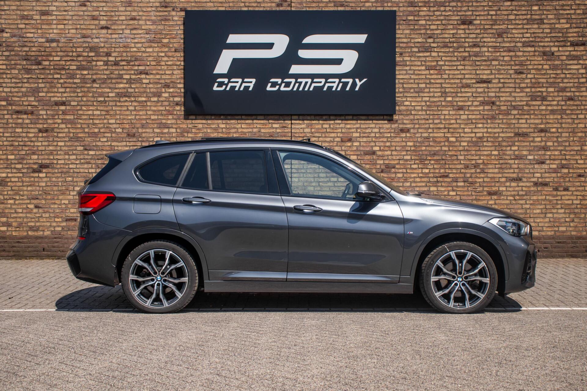 Foto van BMW X1 Xdrive25e