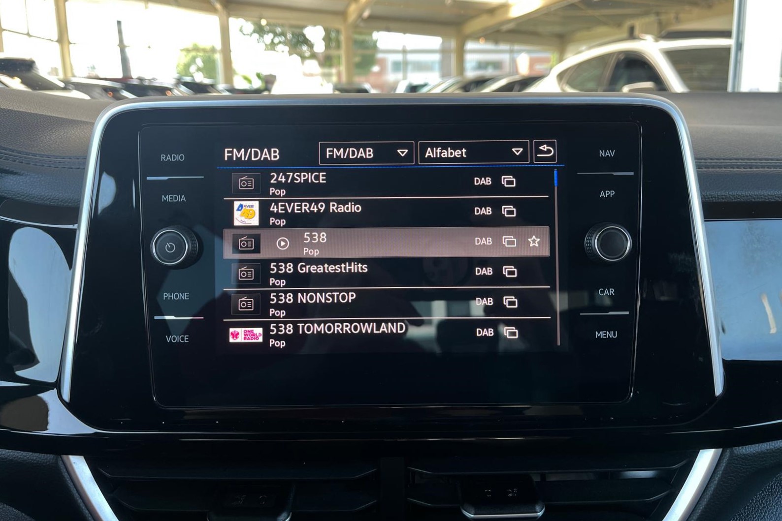 Foto van Volkswagen T-roc