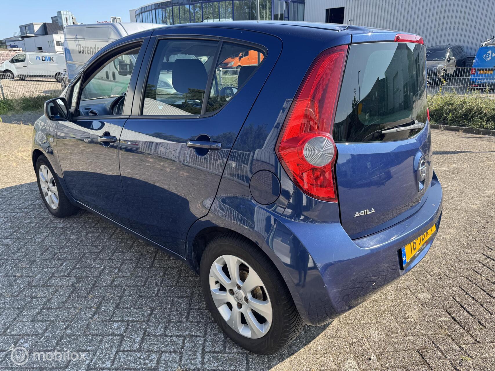 Foto van Opel Agila
