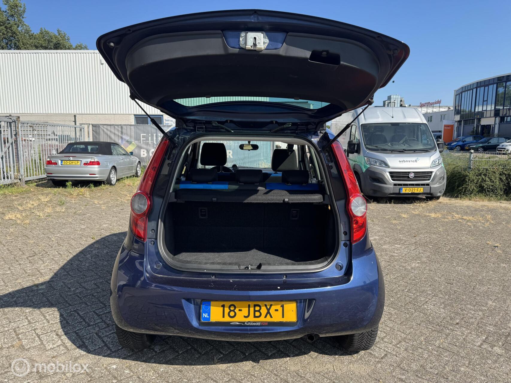 Foto van Opel Agila