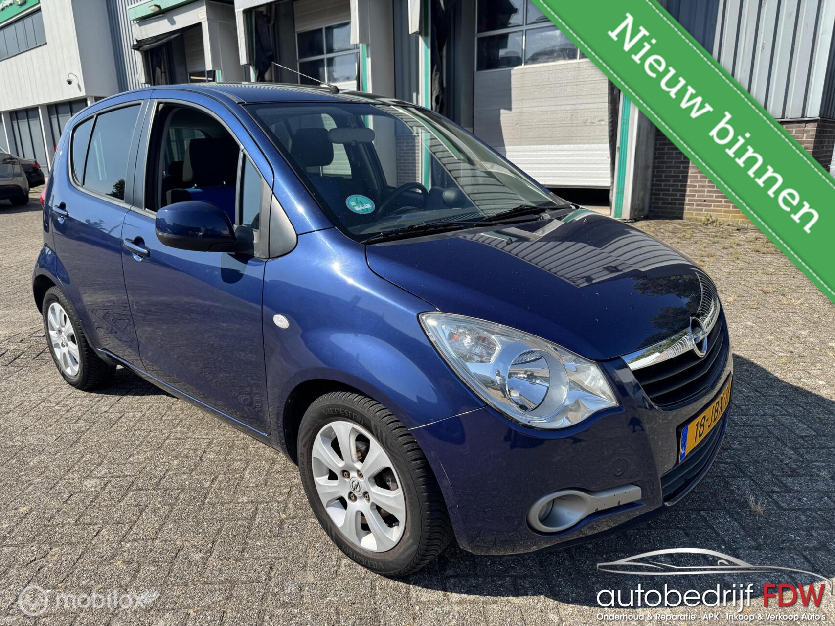 Foto van Opel Agila