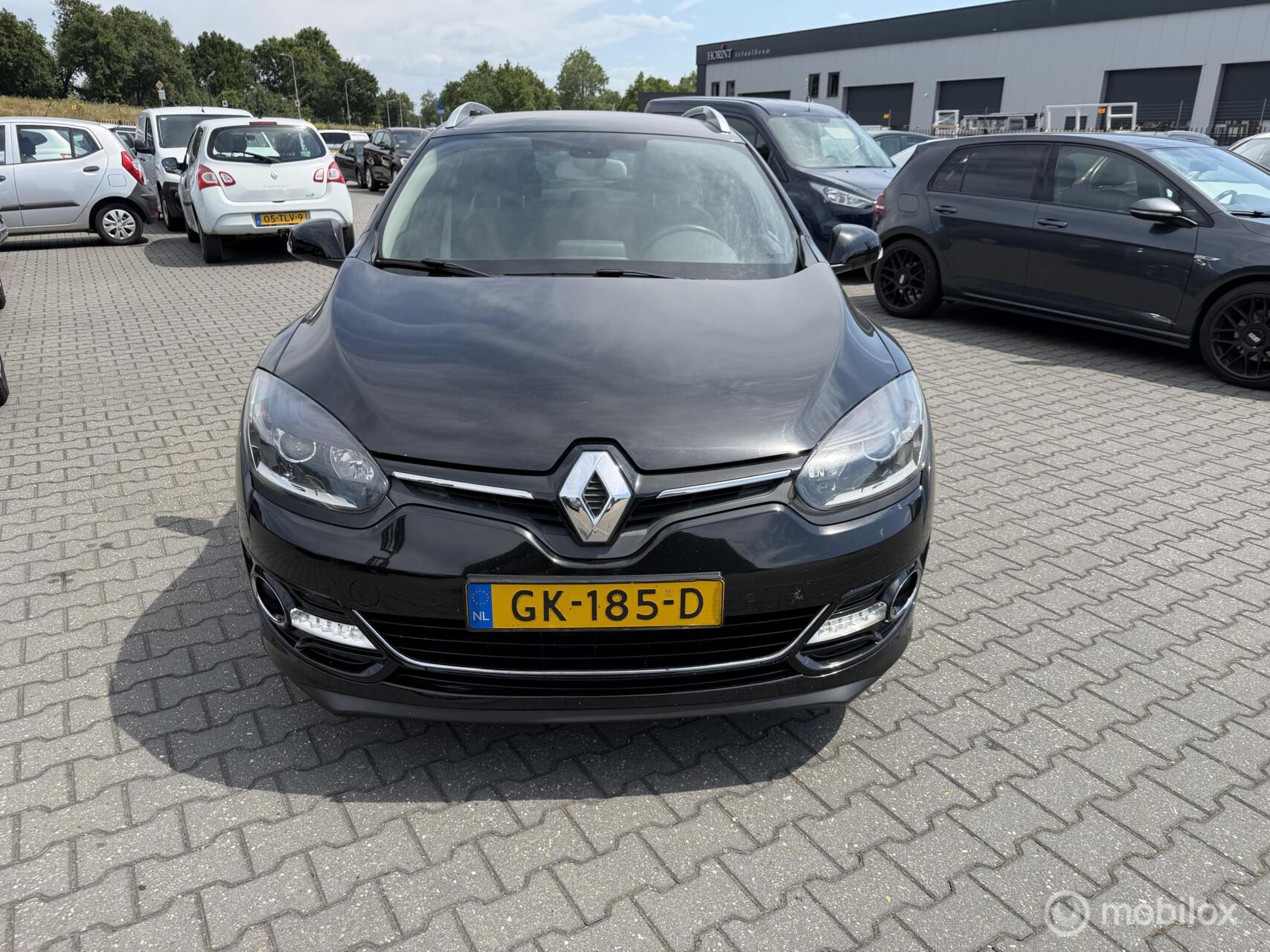 Renault Megane 1.5 dCi Bose clima let navi 2015 - voorkant