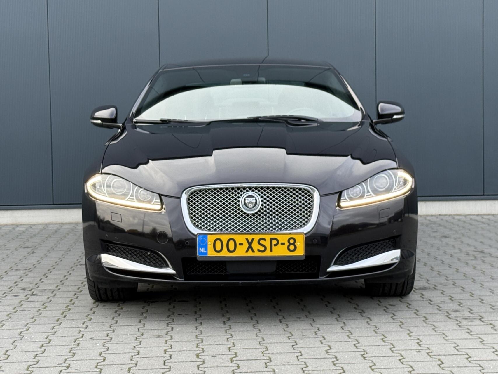 Foto van Jaguar XF