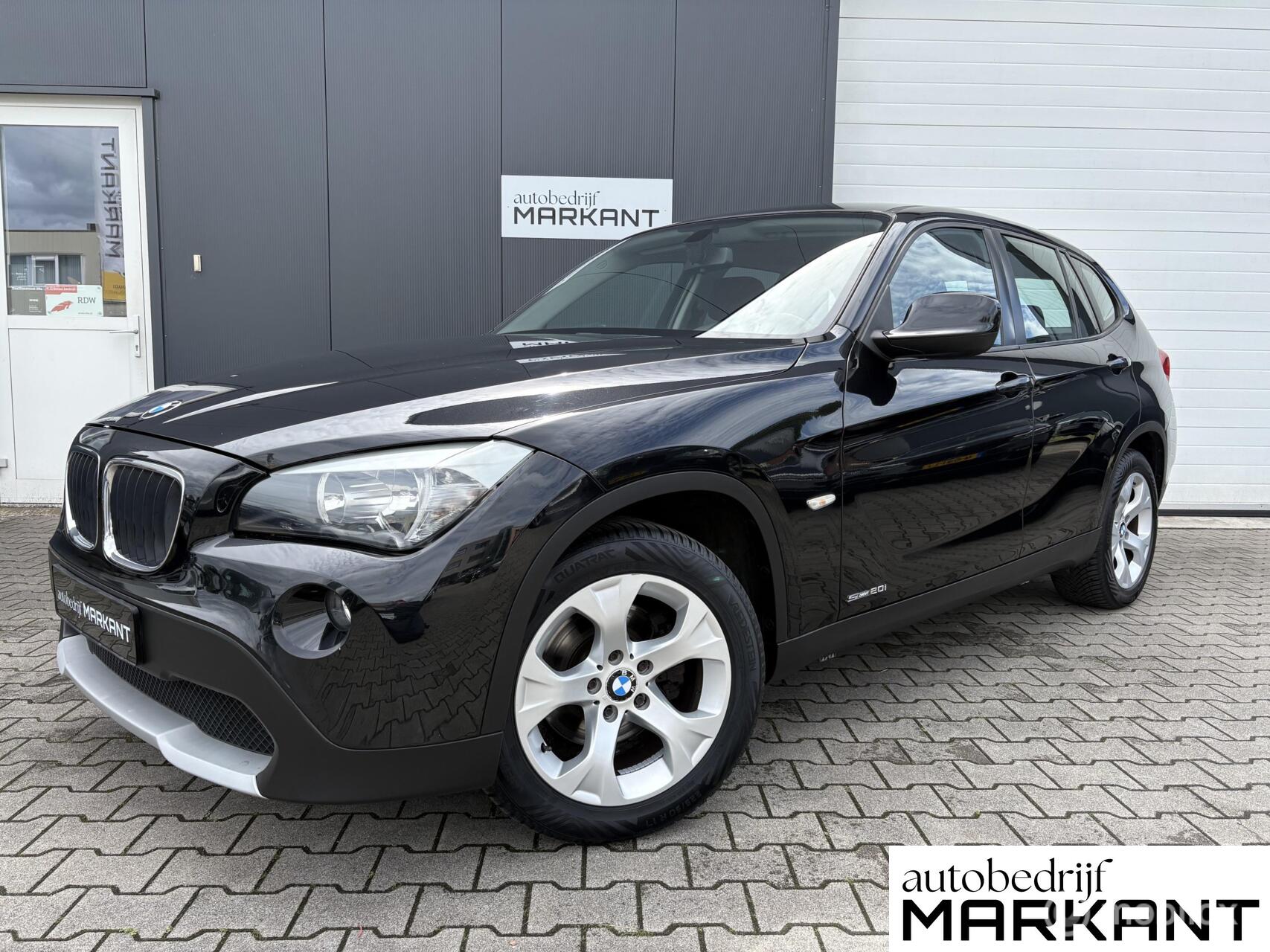 BMW X Reihe sDrive20i Automaat / Navi / Trekhaak / NAP / Rijklaar 2011 - voorkant