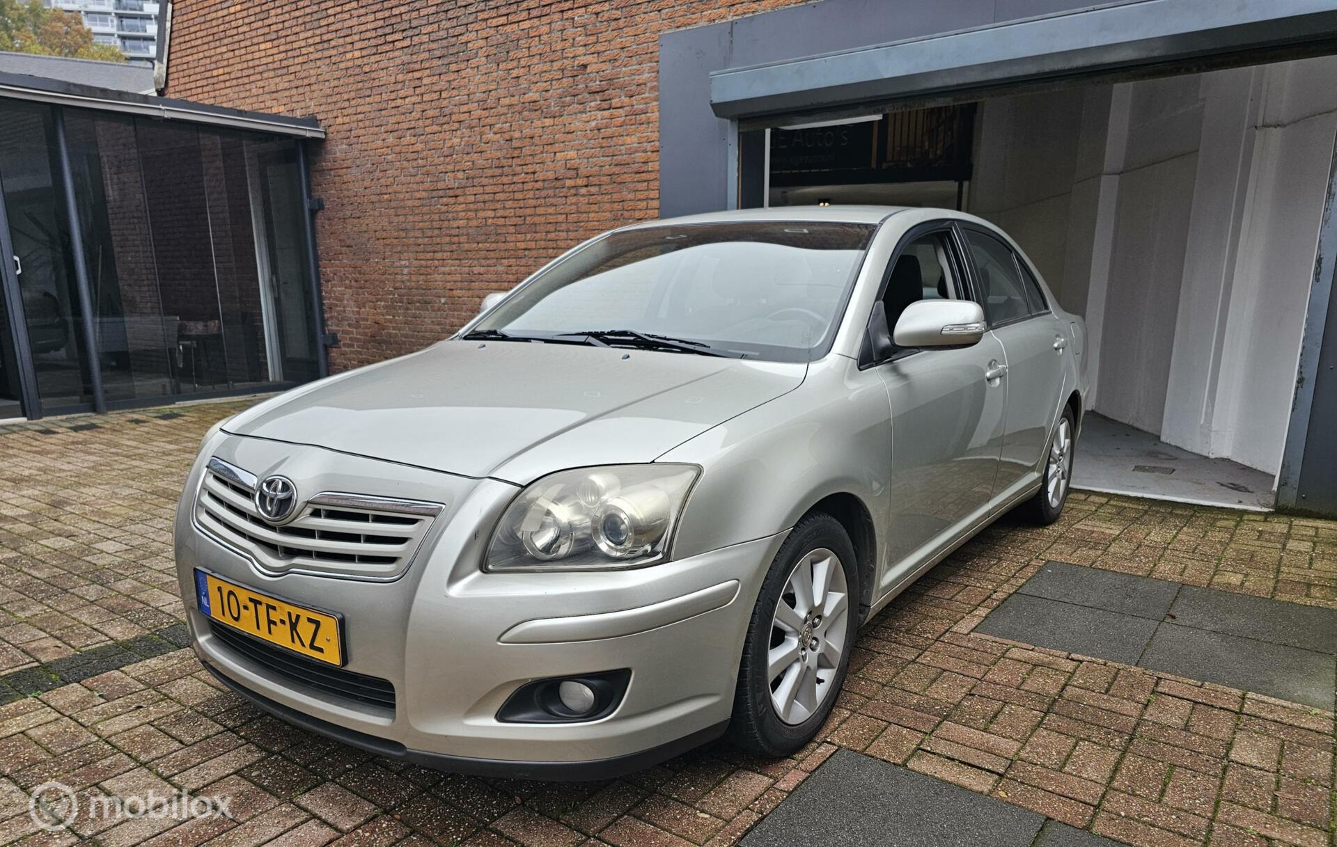 Foto van Toyota Avensis