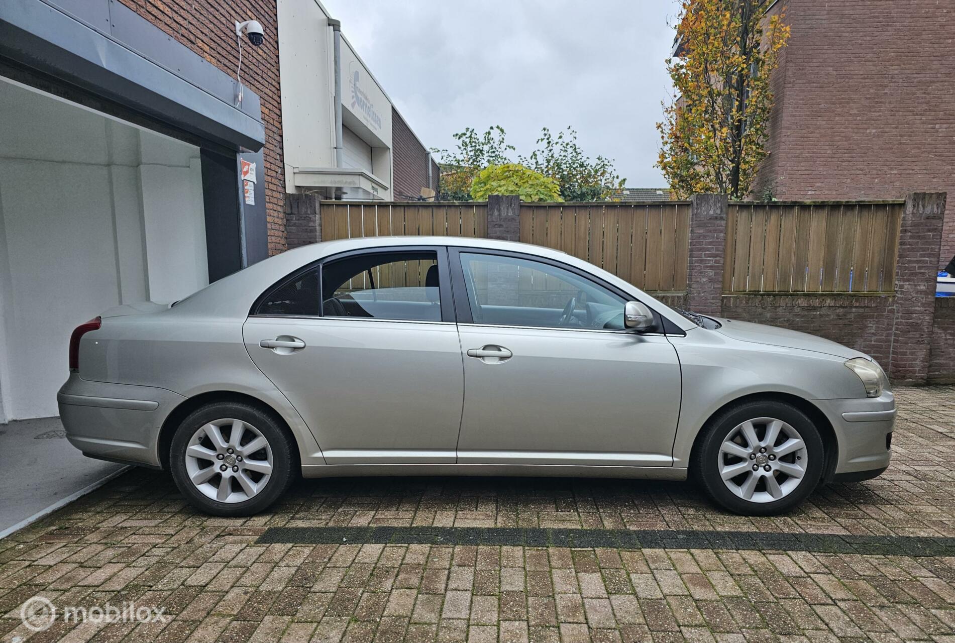 Foto van Toyota Avensis