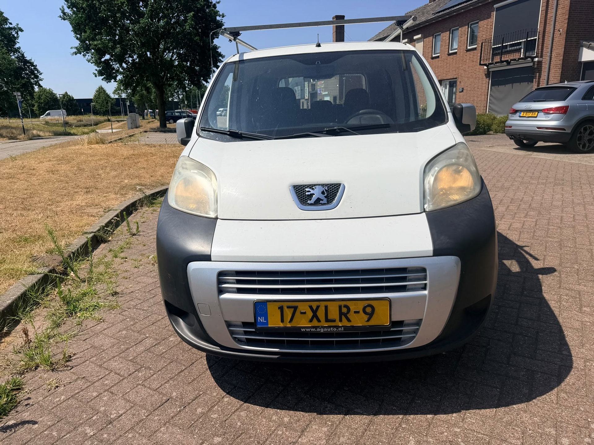 Peugeot Peugeot Bipper 1.4 Benzine - Airco - 5 Persoons 2012 - voorkant