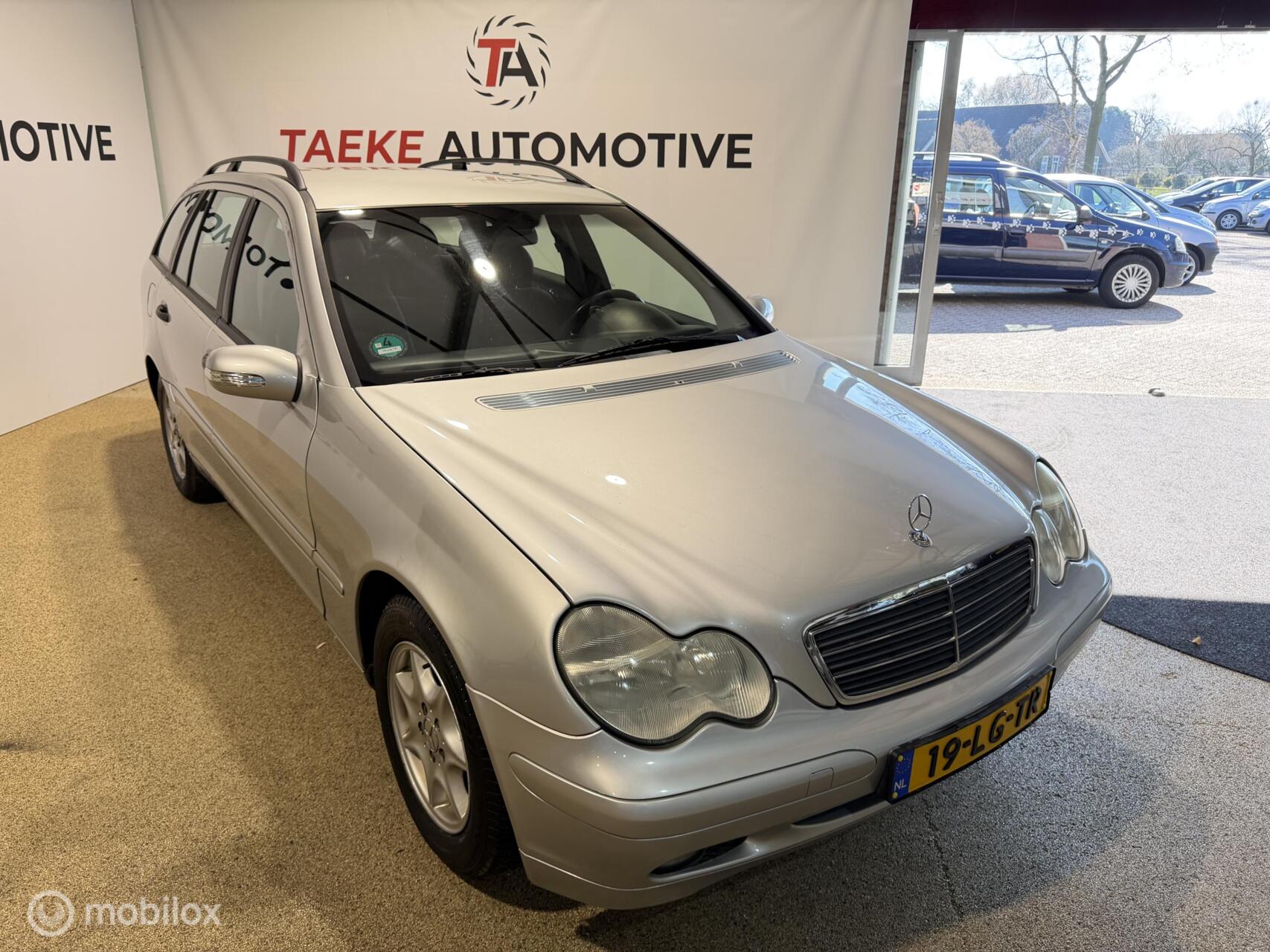 Foto van Mercedes-Benz C 180 Kompressor