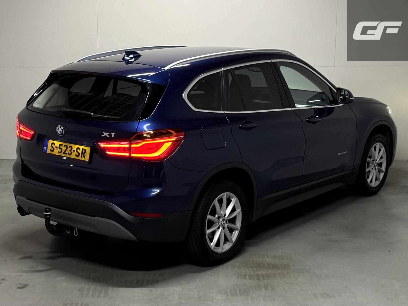 Foto van BMW X1 Sdrive18i