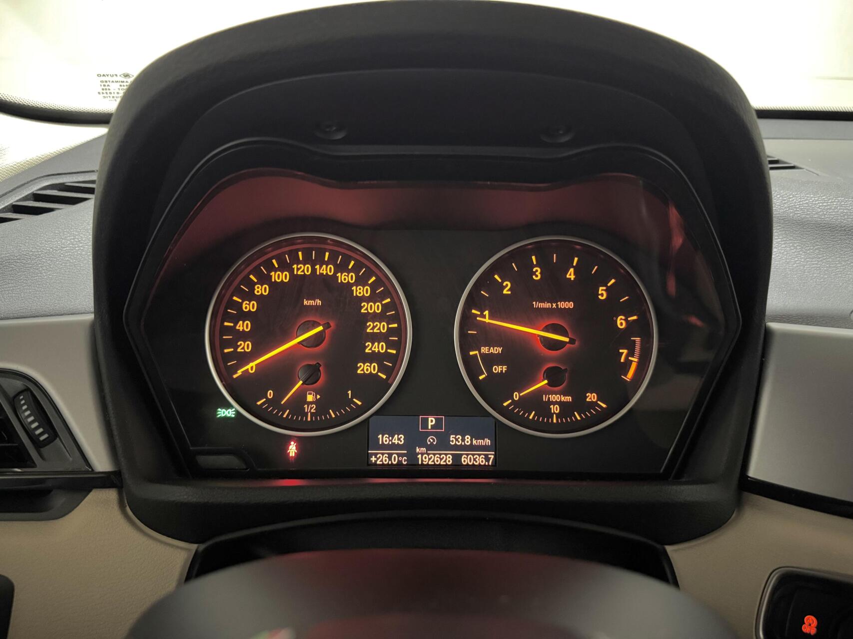 Foto van BMW X1 Sdrive18i