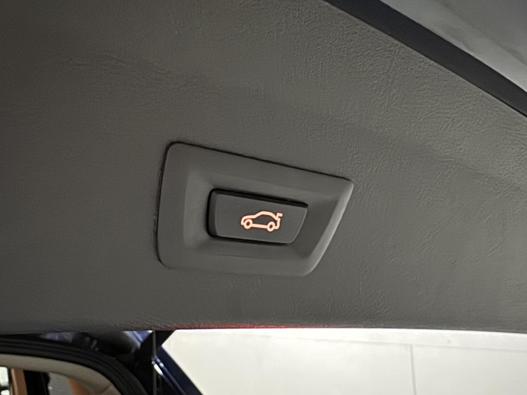 Foto van BMW X1 Sdrive18i