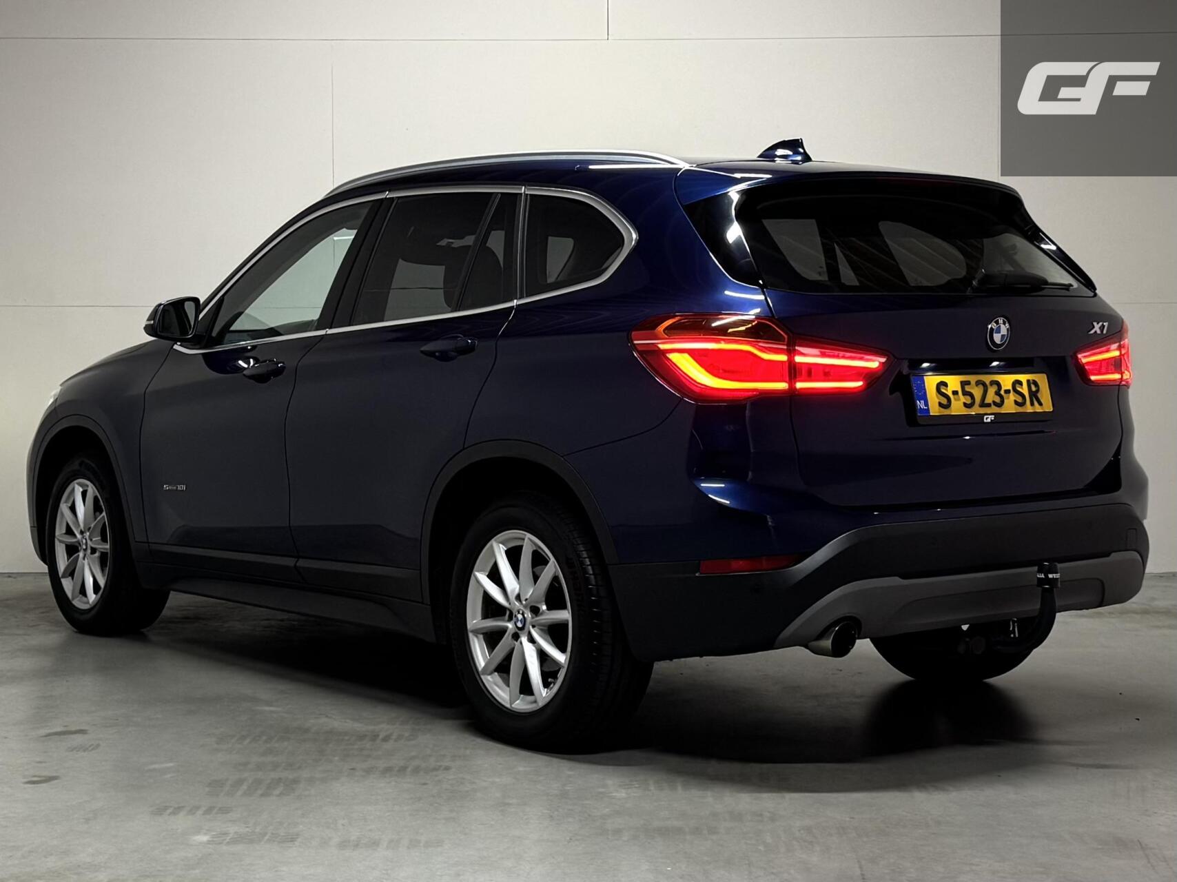 Foto van BMW X1 Sdrive18i