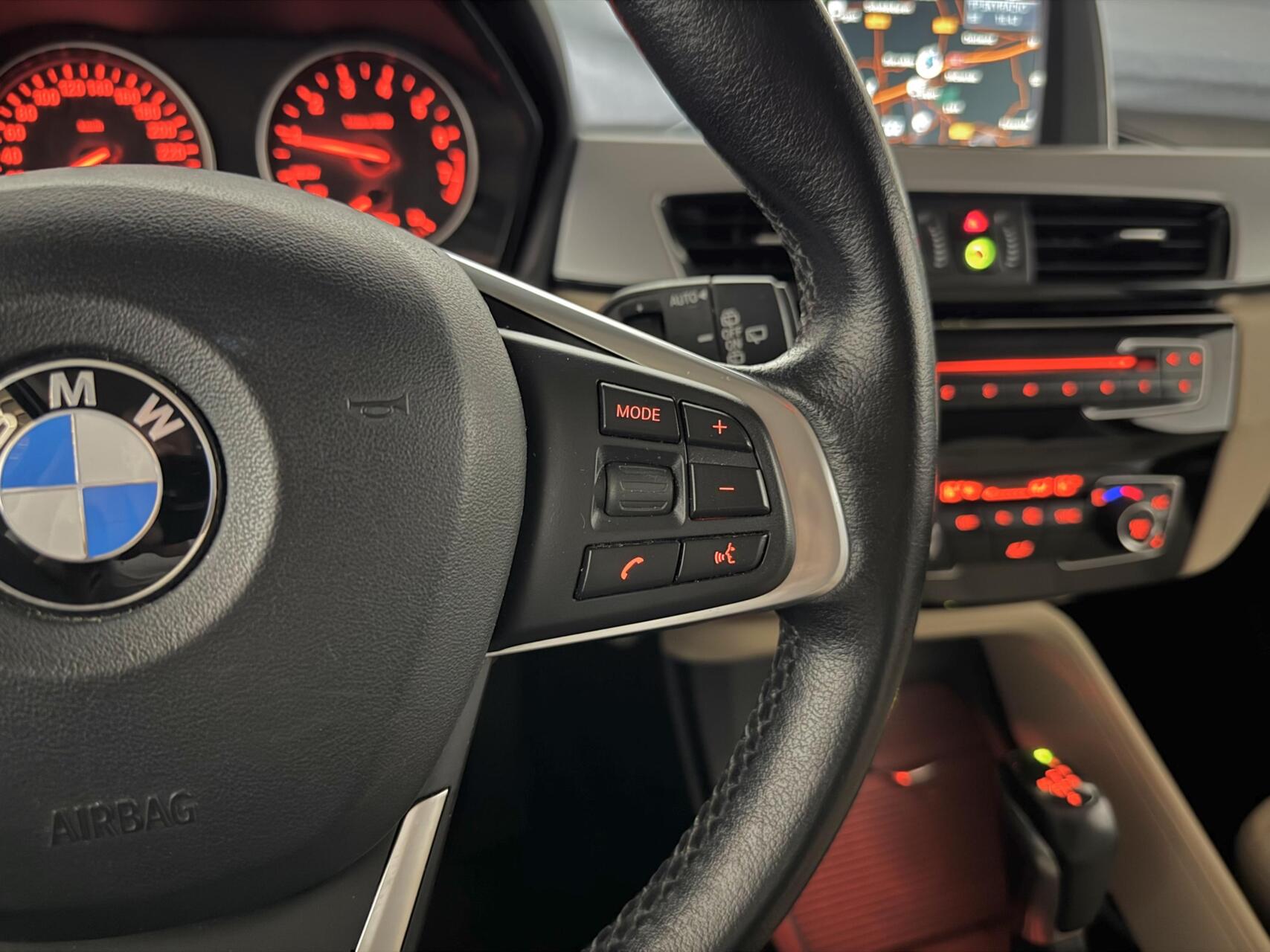 Foto van BMW X1 Sdrive18i