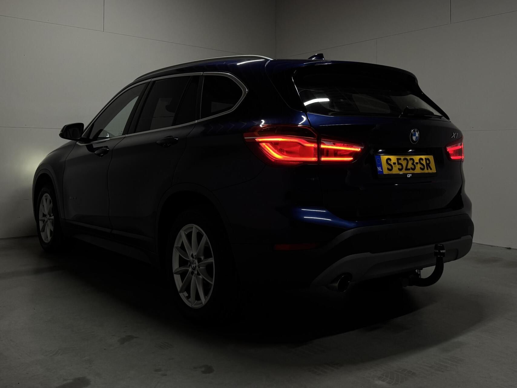 Foto van BMW X1 Sdrive18i
