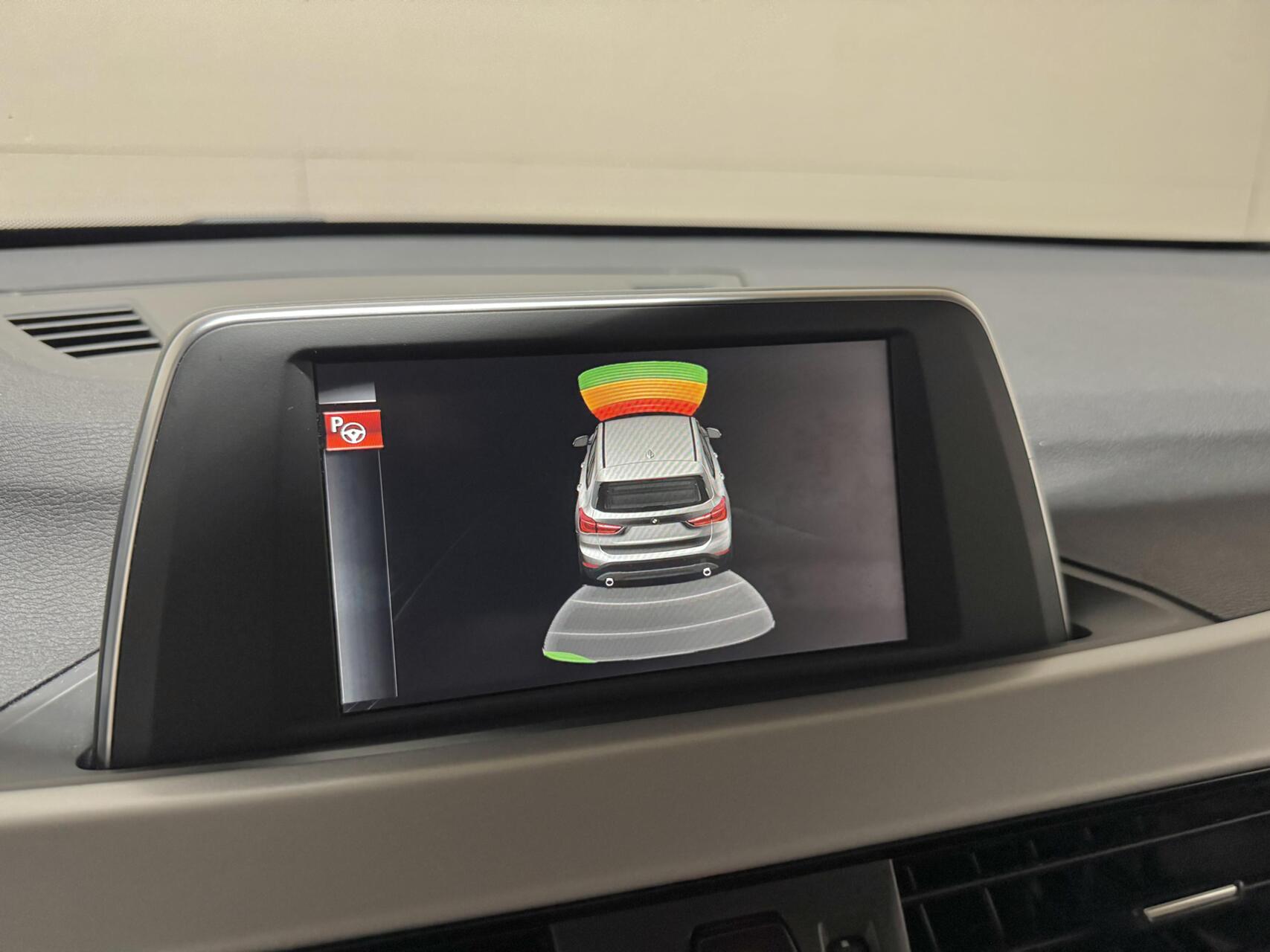 Foto van BMW X1 Sdrive18i