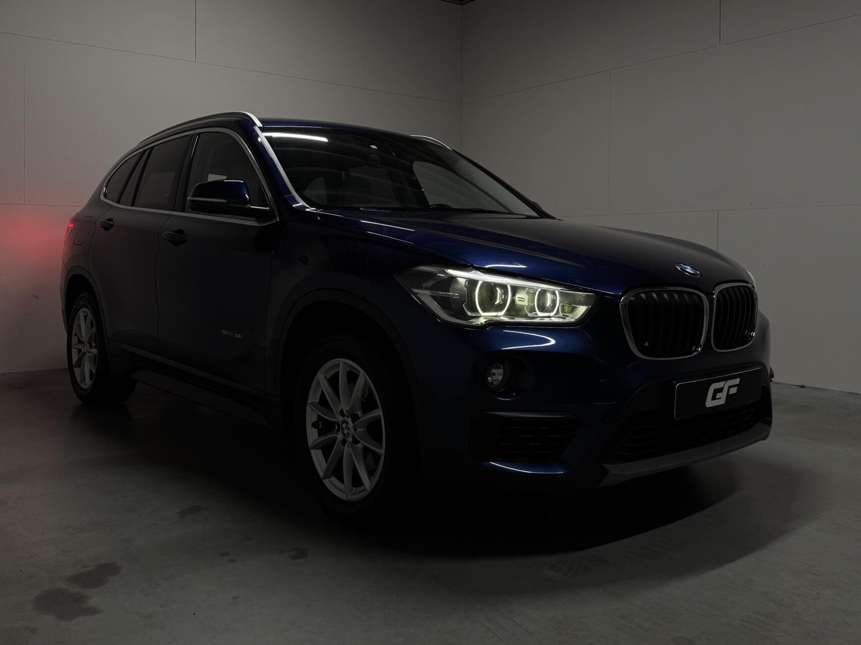 Foto van BMW X1 Sdrive18i