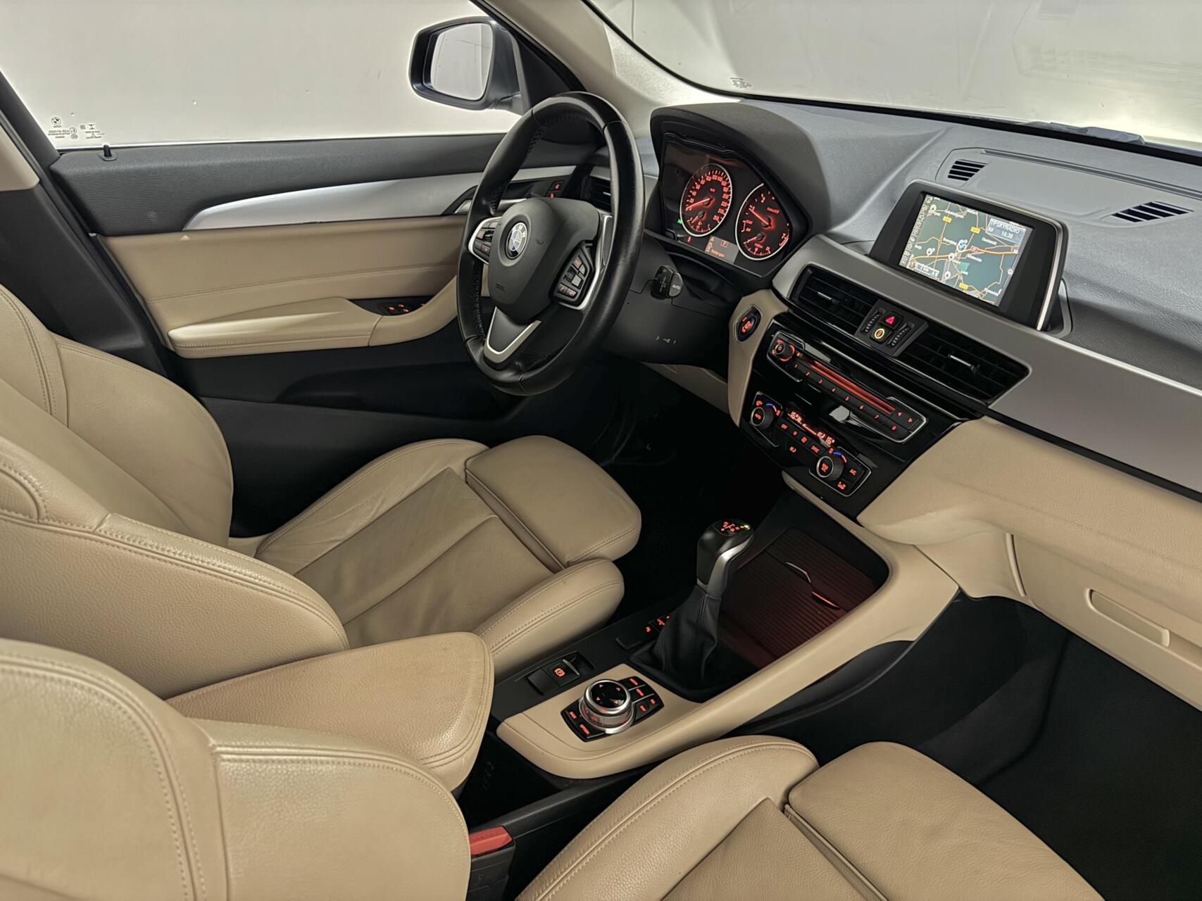 Foto van BMW X1 Sdrive18i