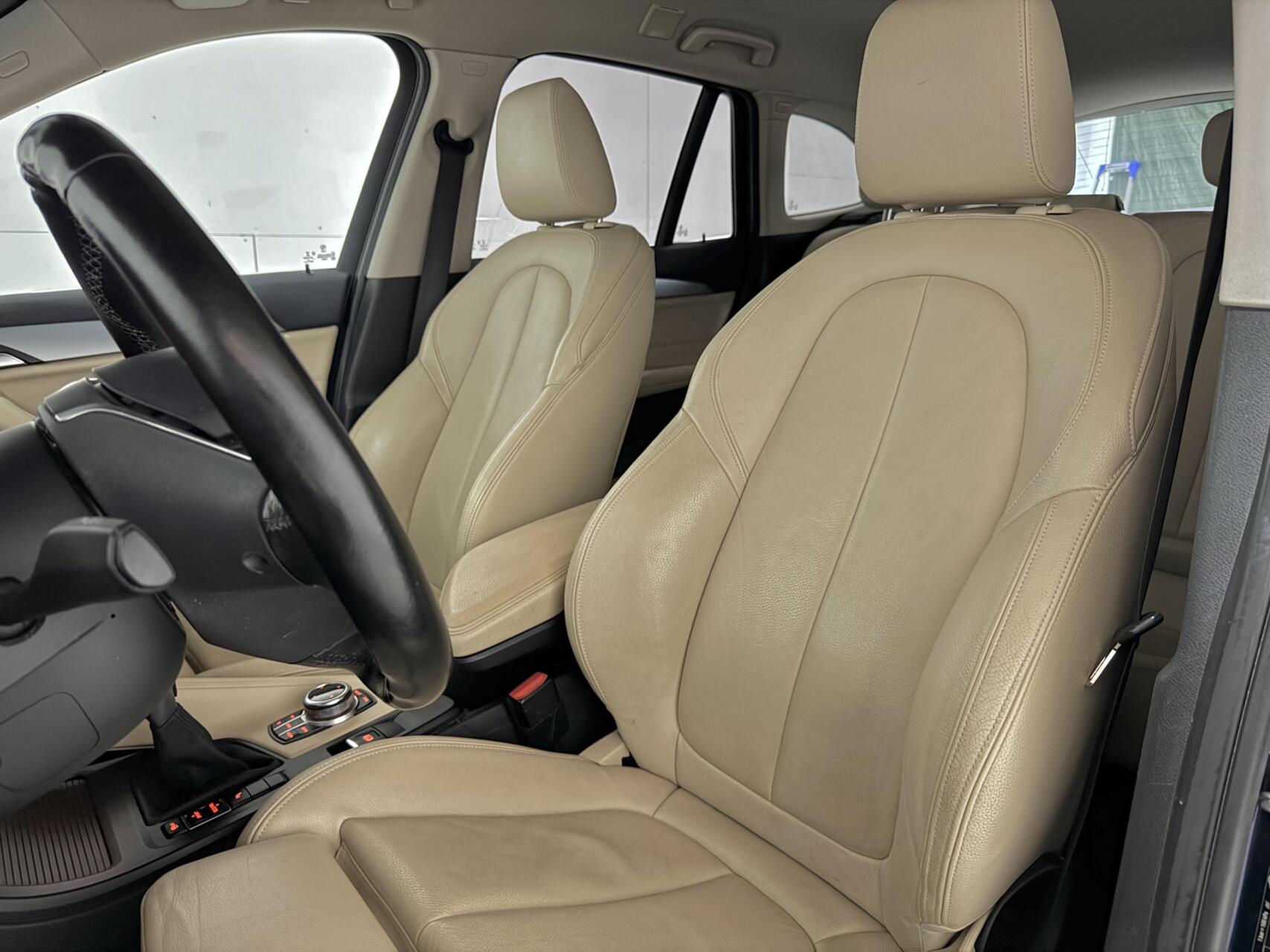 Foto van BMW X1 Sdrive18i