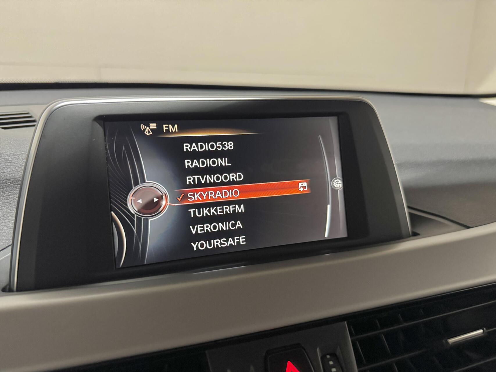 Foto van BMW X1 Sdrive18i