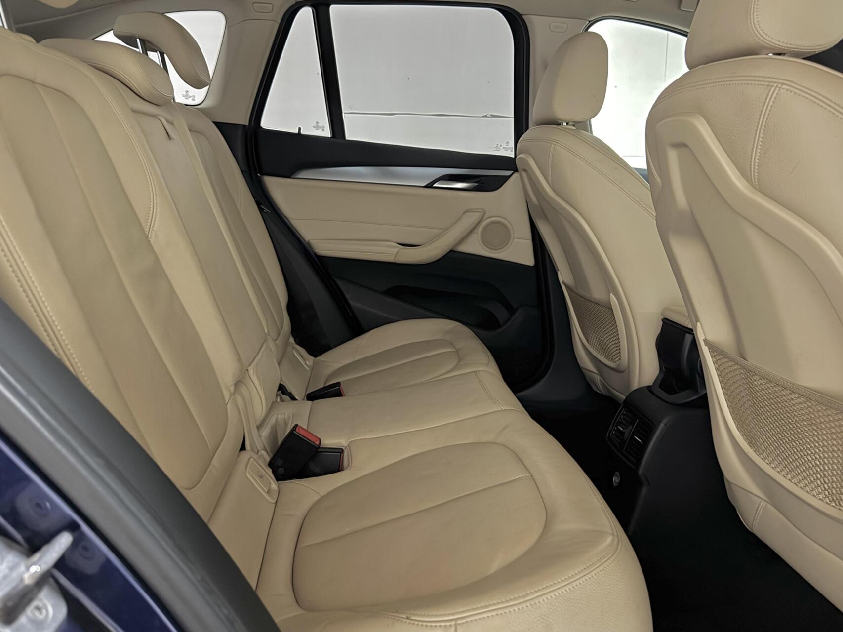 Foto van BMW X1 Sdrive18i
