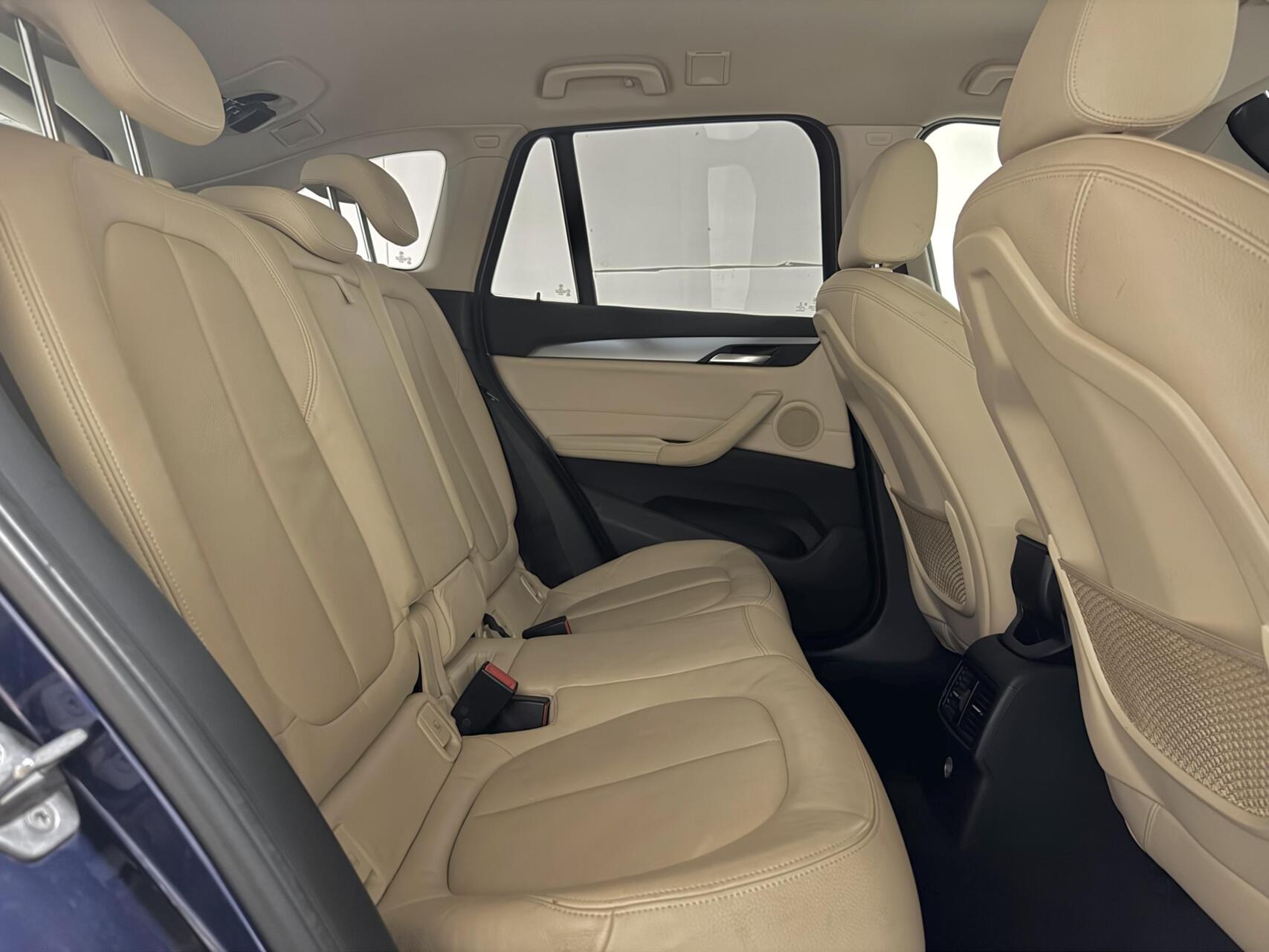 Foto van BMW X1 Sdrive18i