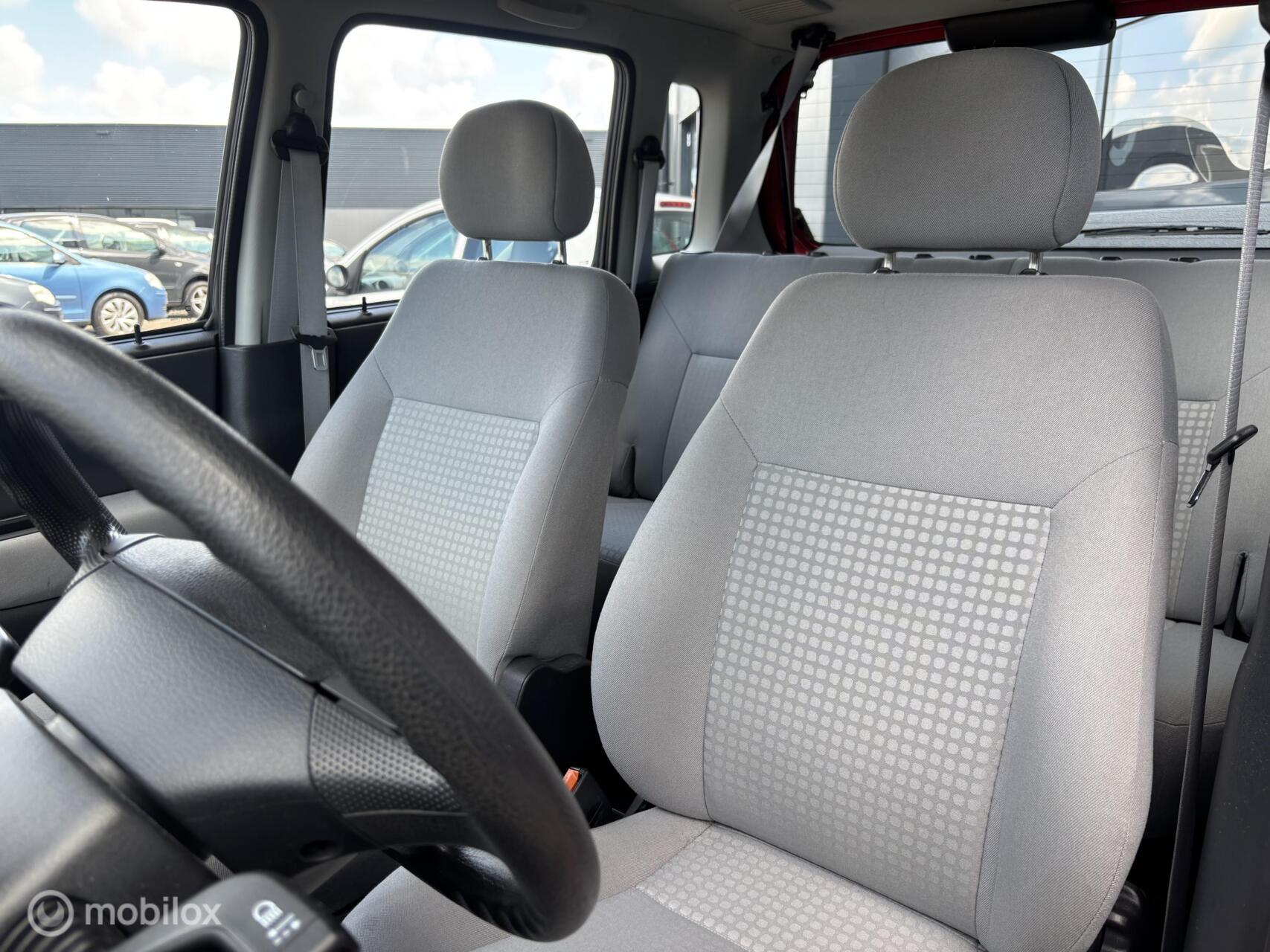 Foto van Opel Agila