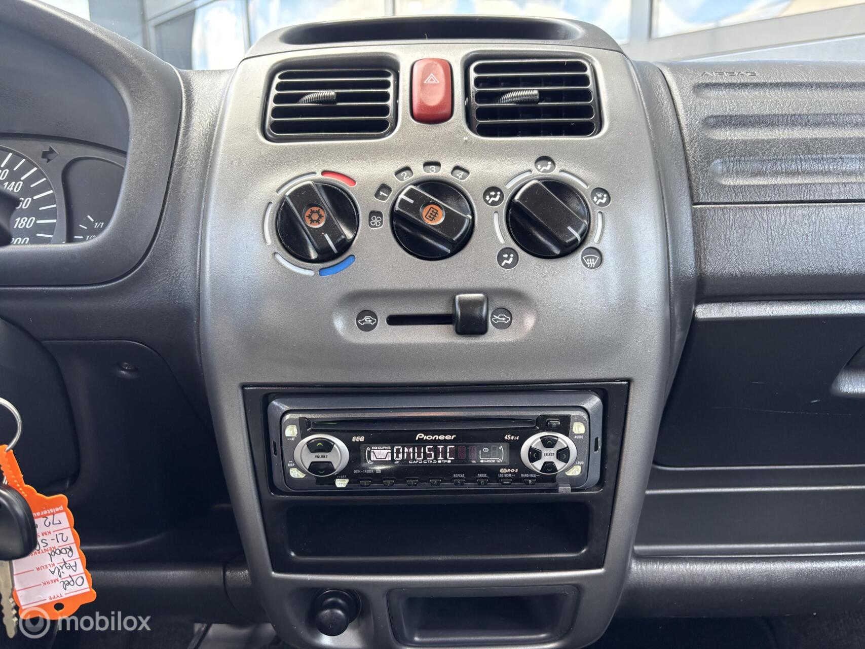 Foto van Opel Agila