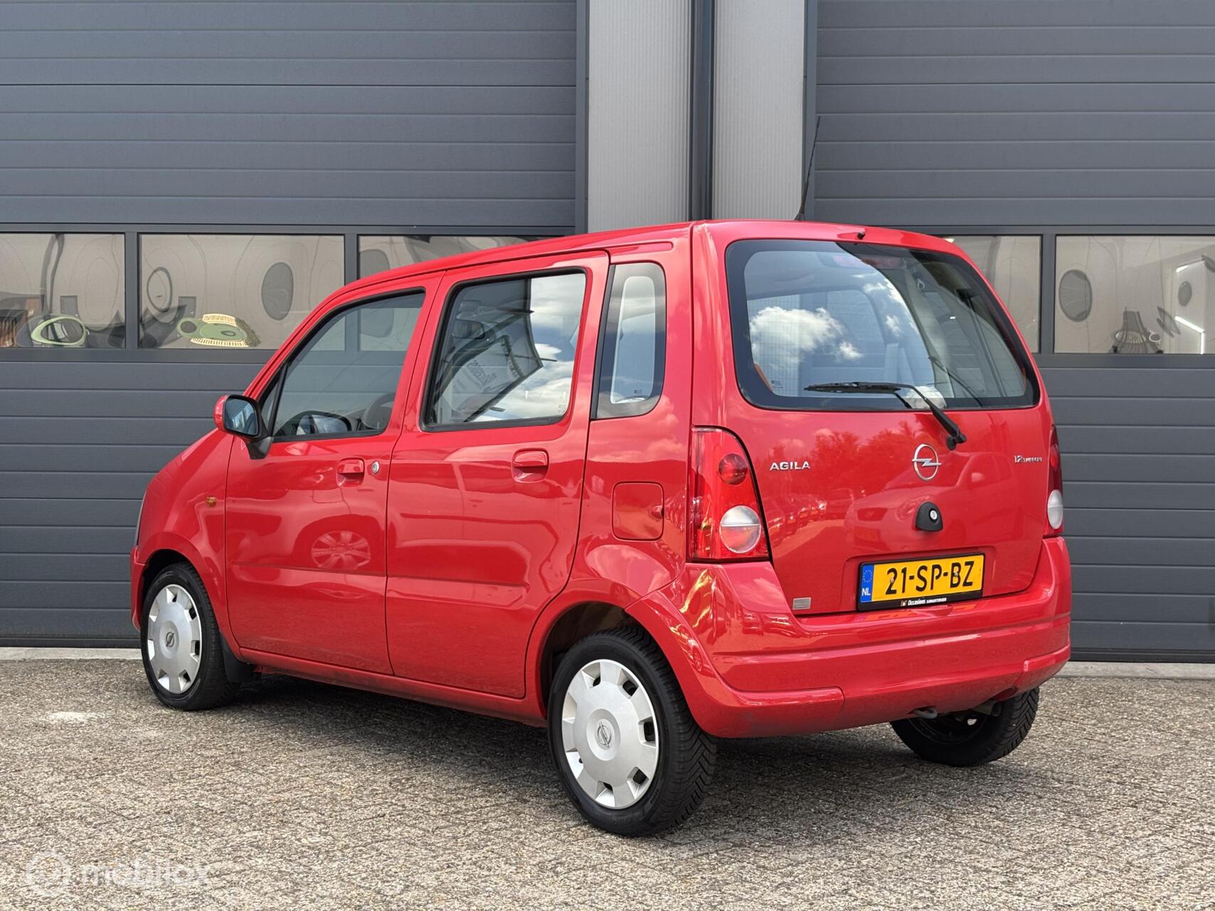 Foto van Opel Agila