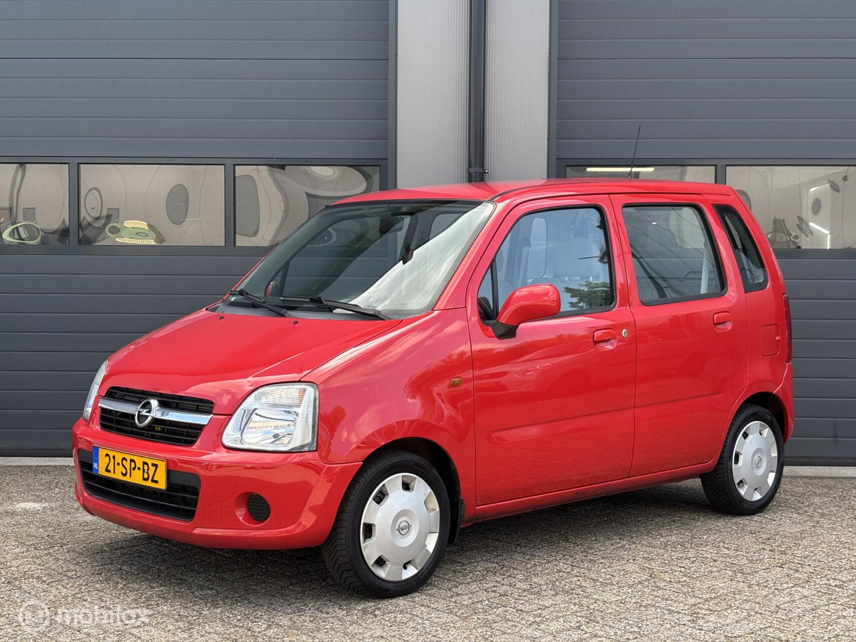 Foto van Opel Agila