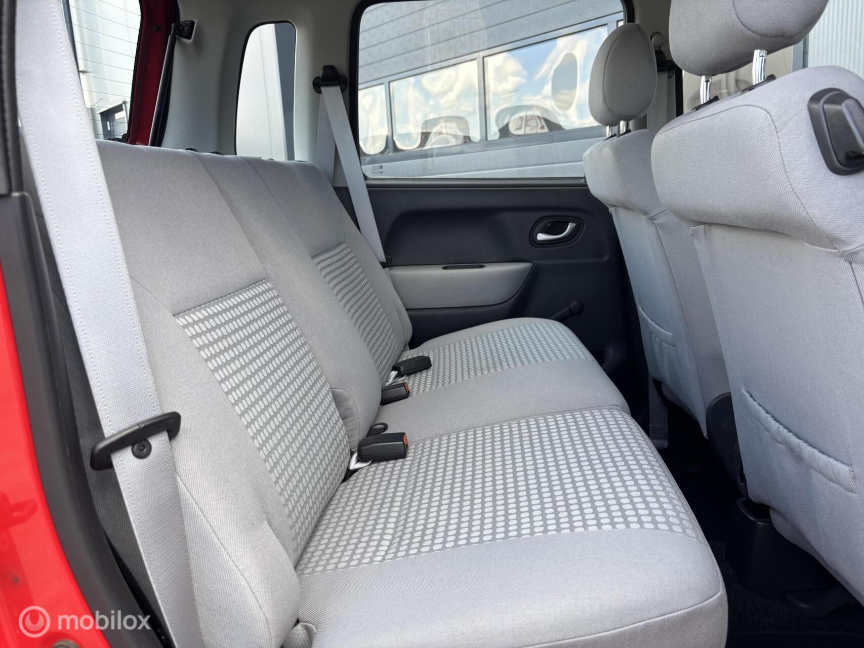 Foto van Opel Agila