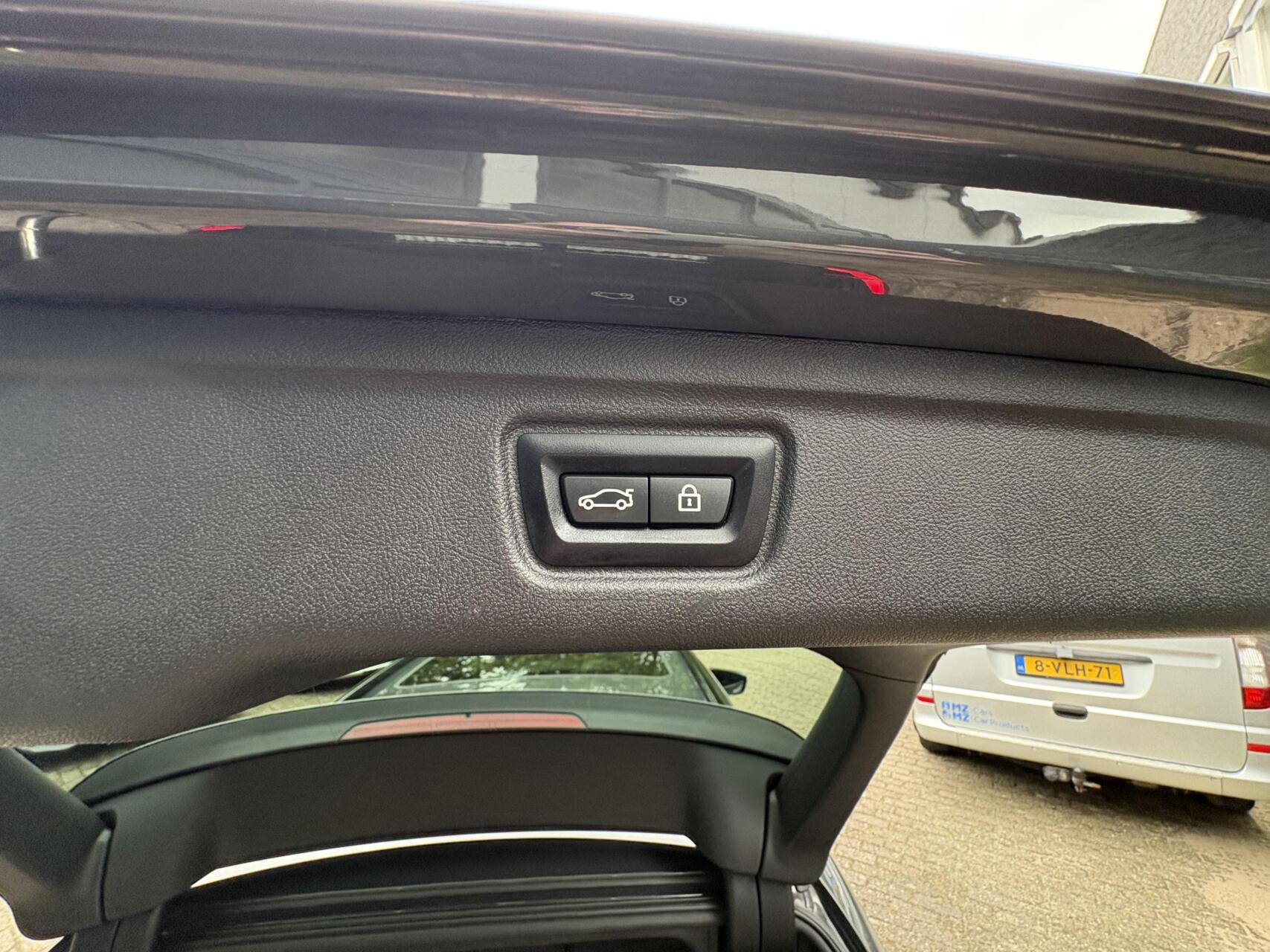 Foto van BMW 330i