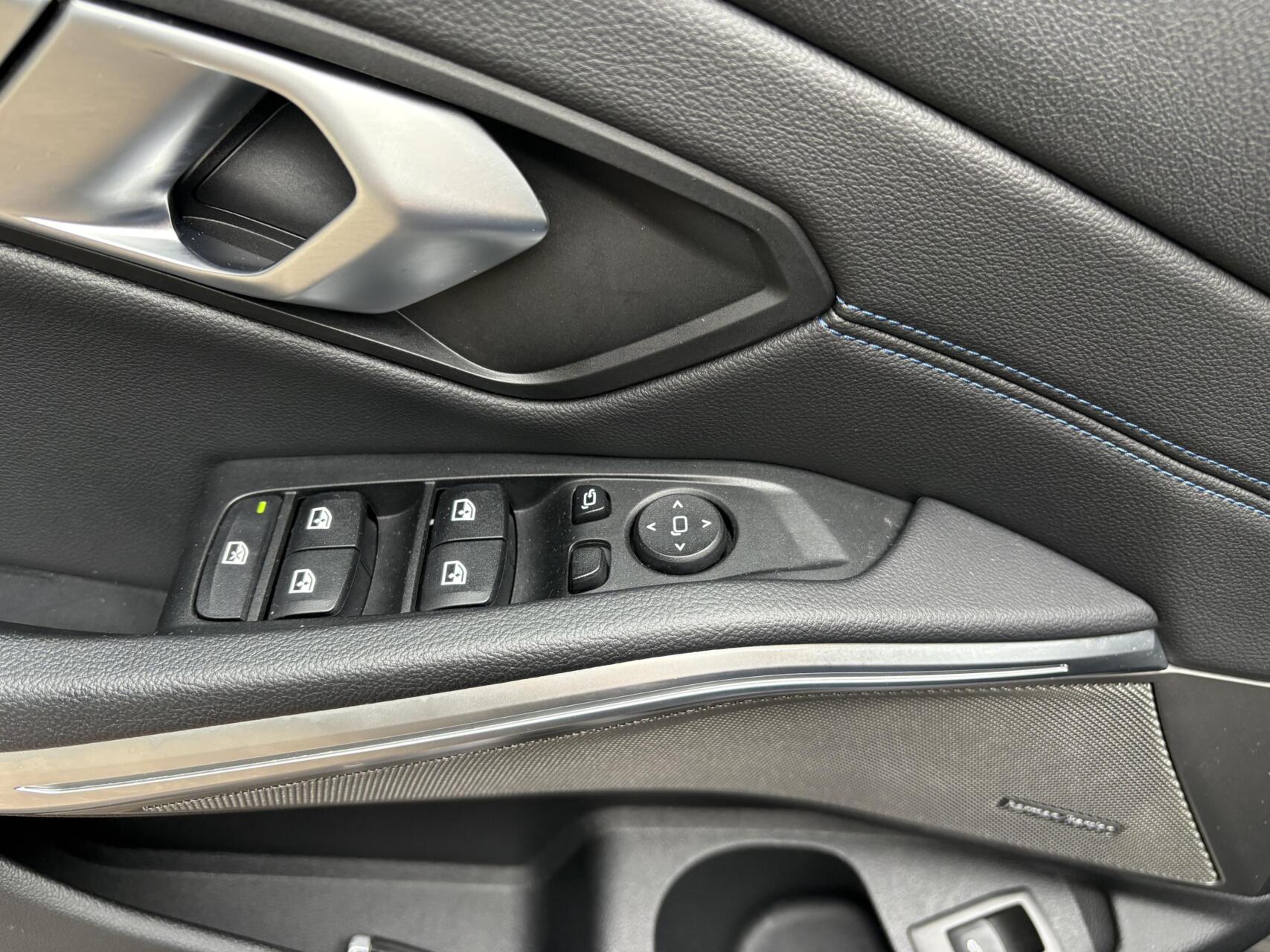 Foto van BMW 330i