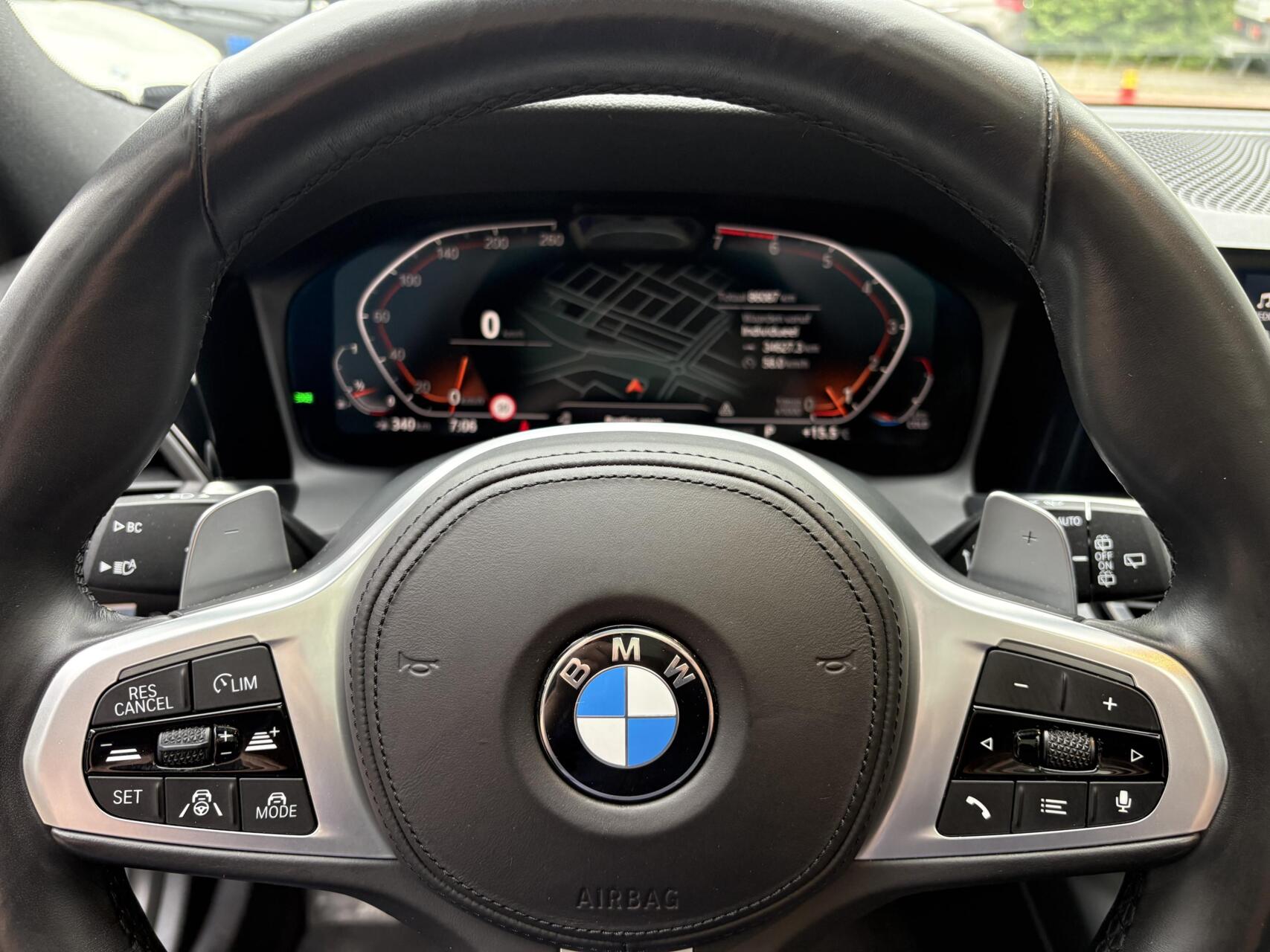 Foto van BMW 330i