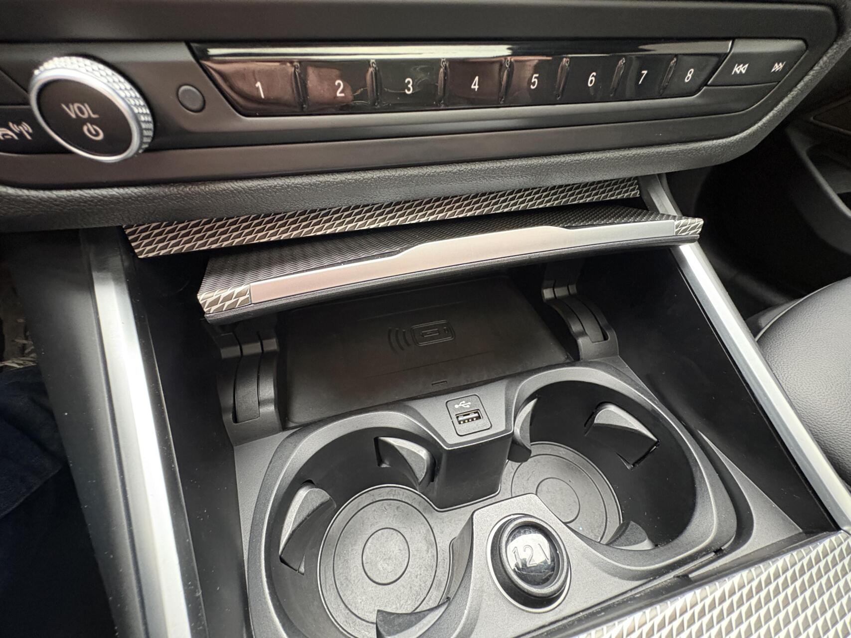 Foto van BMW 330i