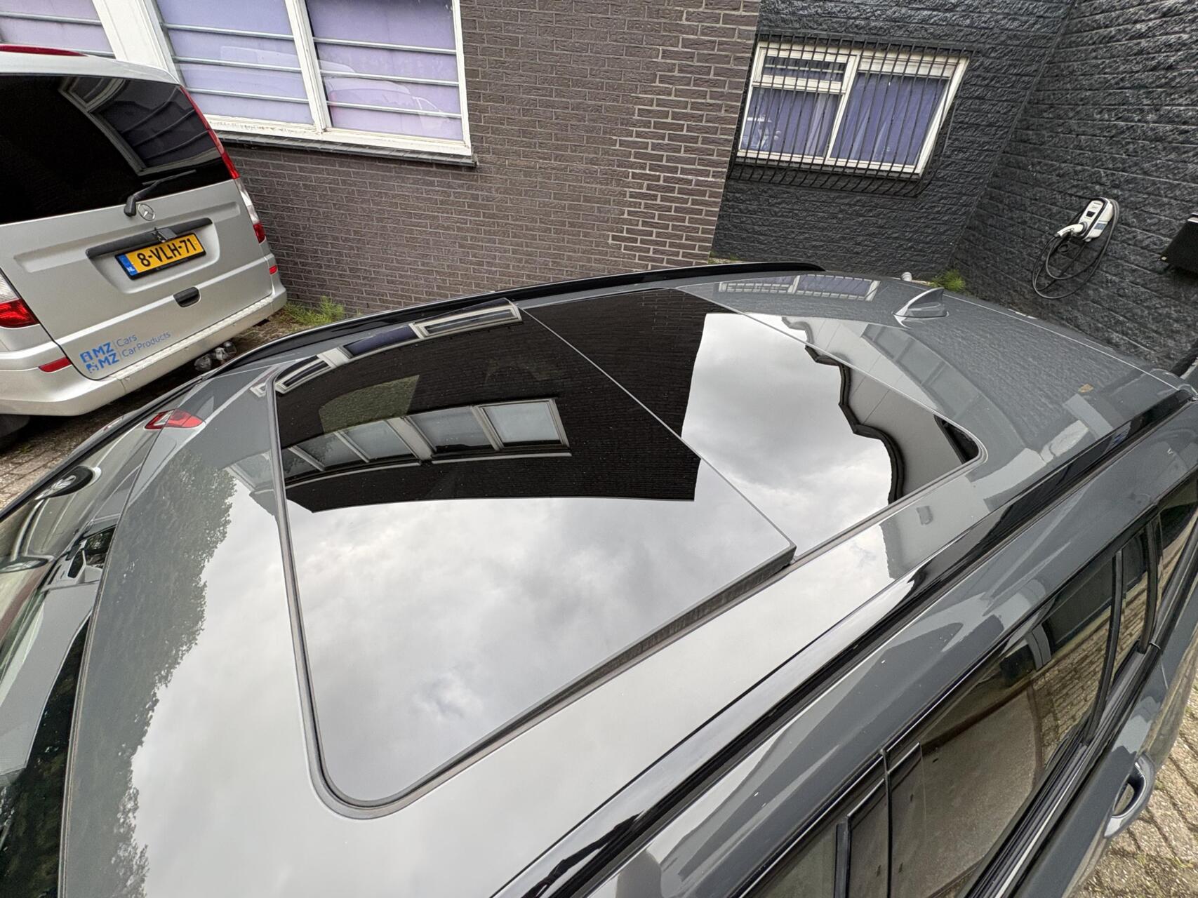 Foto van BMW 330i