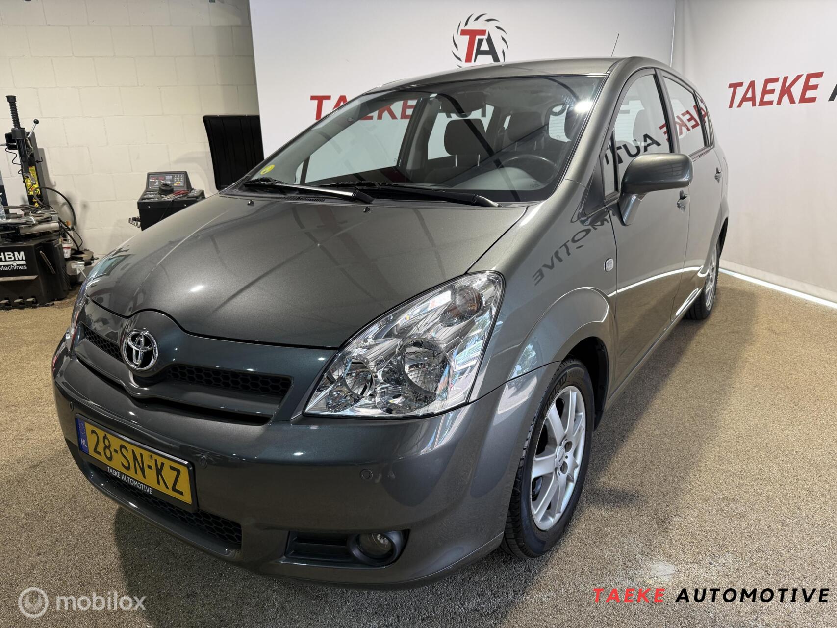 Toyota Verso 1.8 VVT-i Sol 7p. 2006 - voorkant