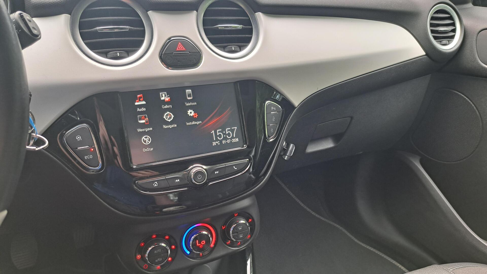 Foto van Opel Adam