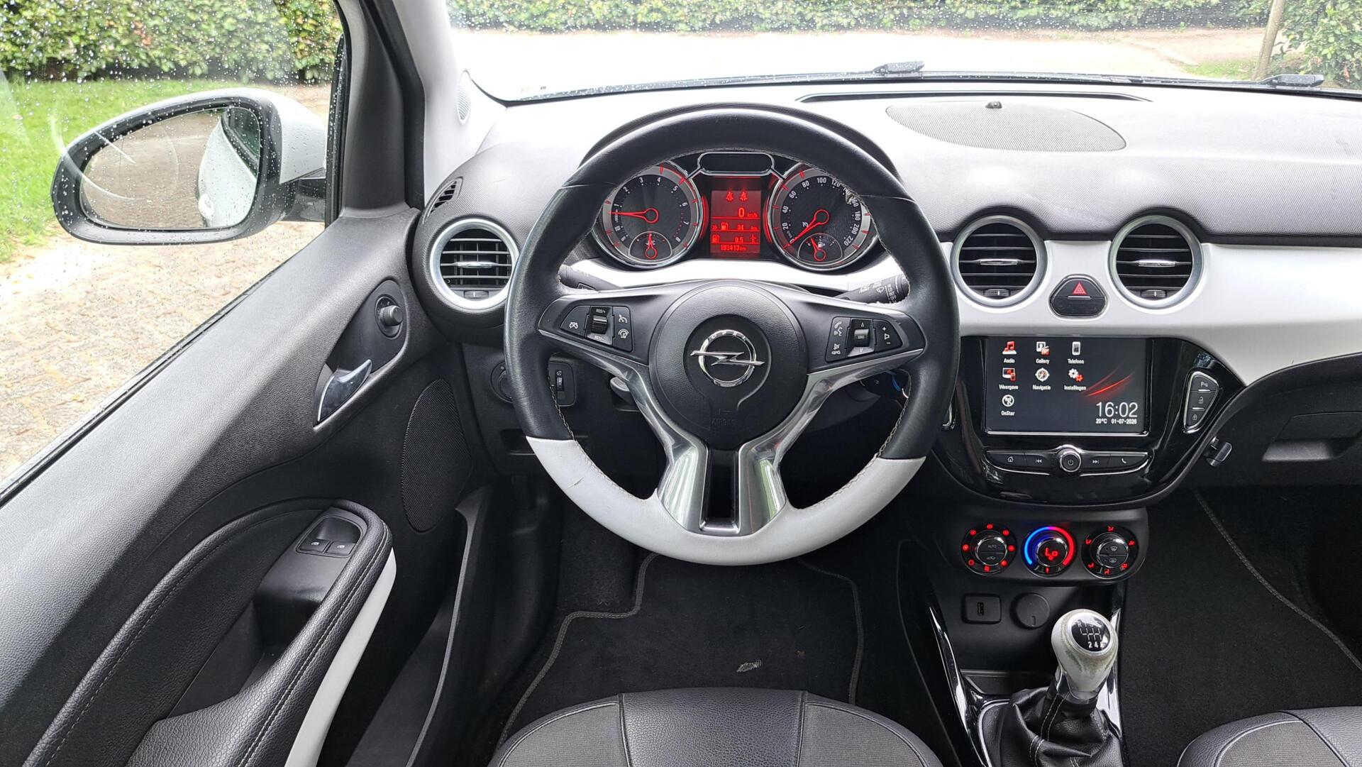 Foto van Opel Adam