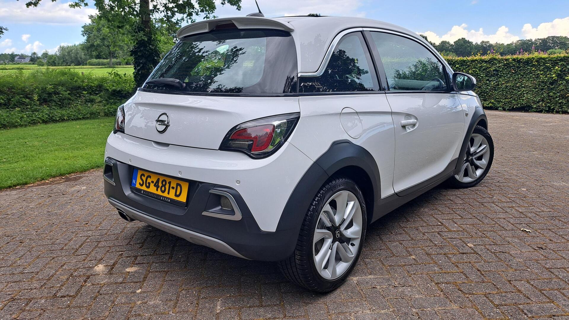 Foto van Opel Adam